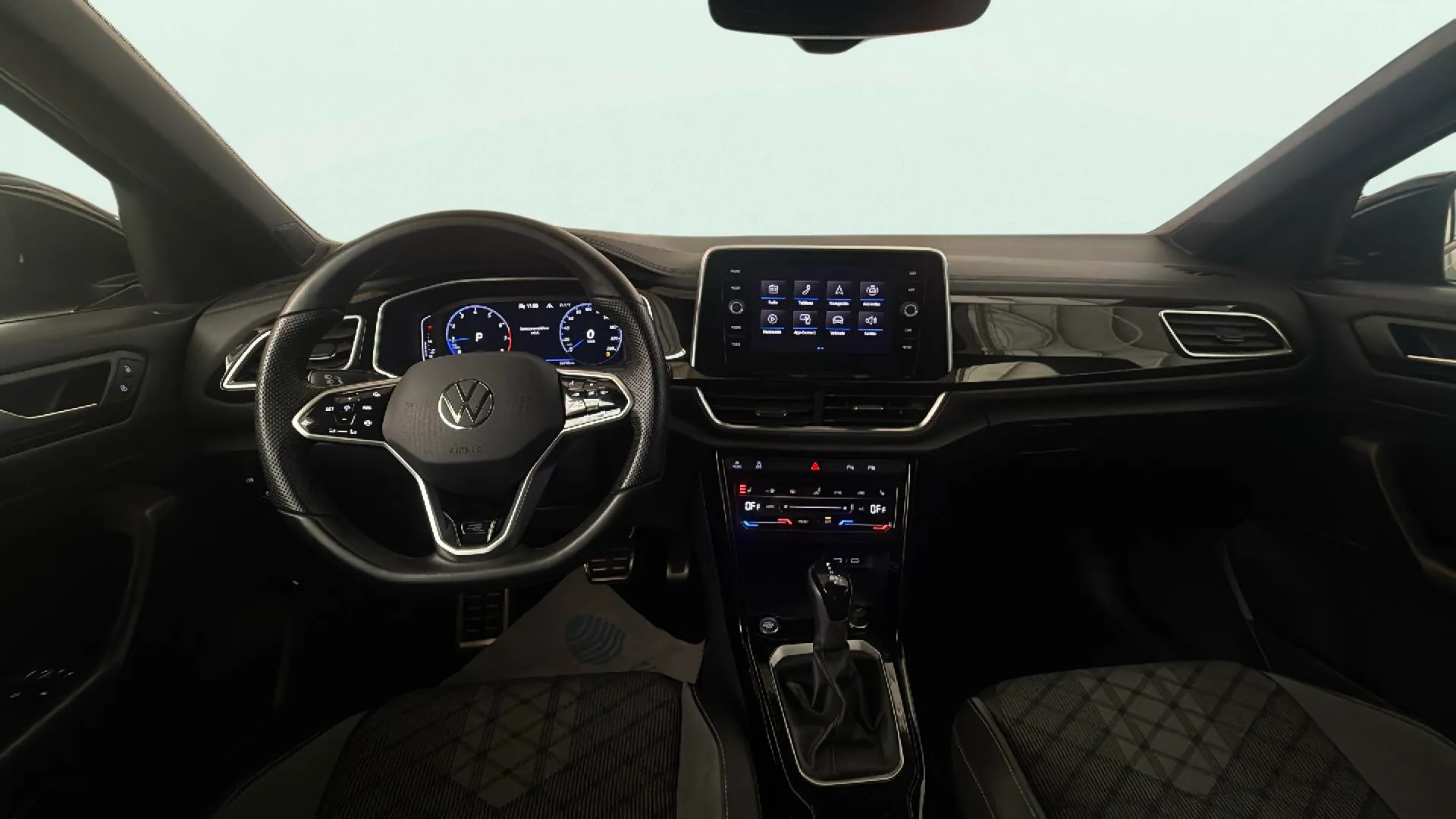 Volkswagen T-Roc R-Line 1.5 TSI DSG - foto 9