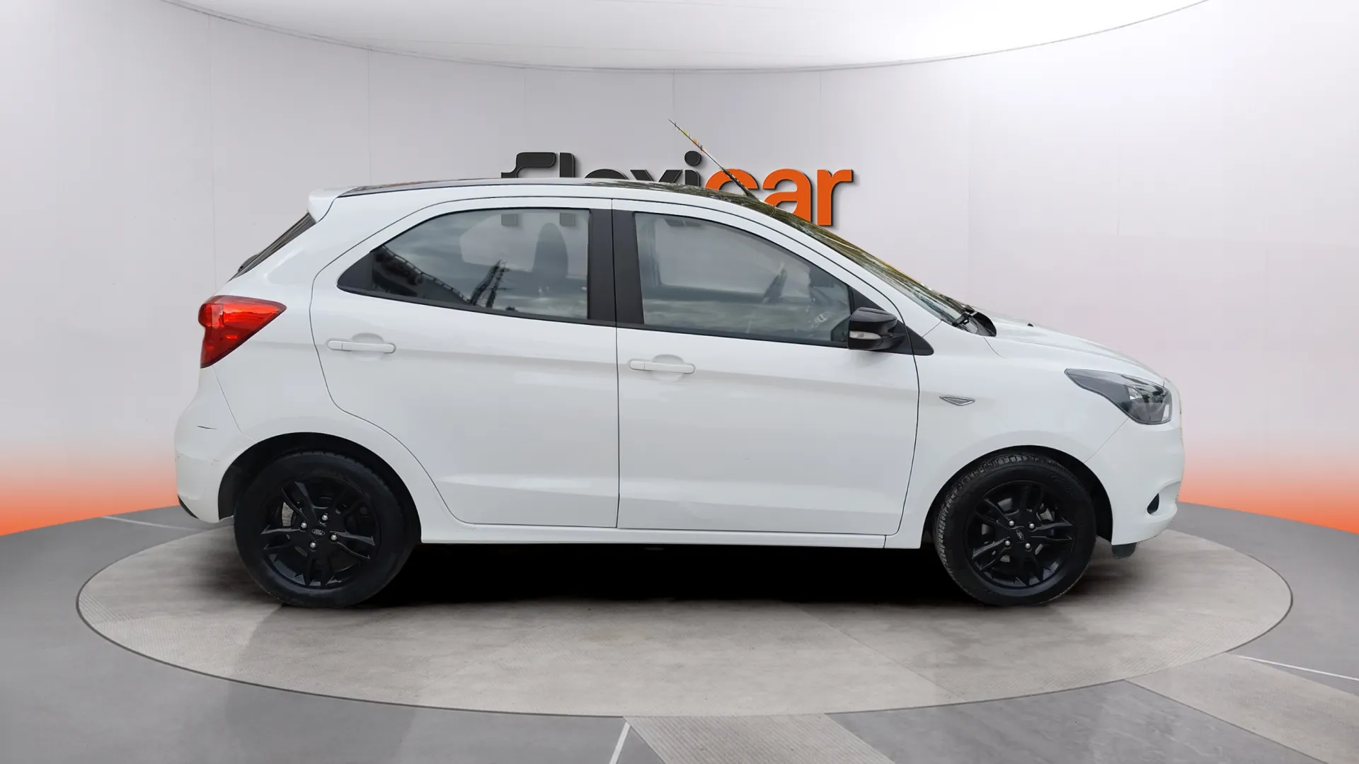 Ford Ka+ 1.2 Ti-VCT Black&White Edition - foto 4