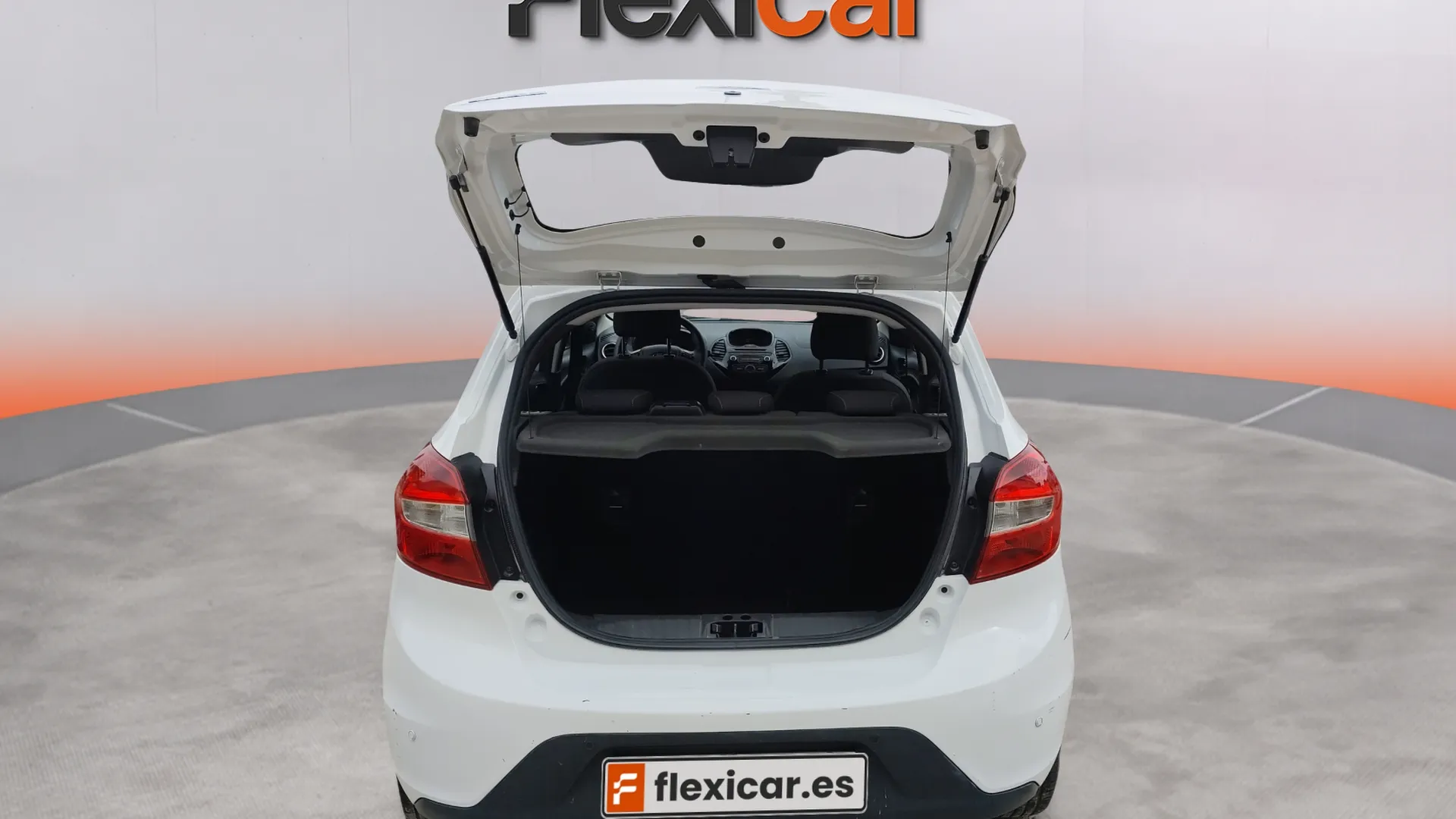 Ford Ka+ 1.2 Ti-VCT Black&White Edition - foto 24