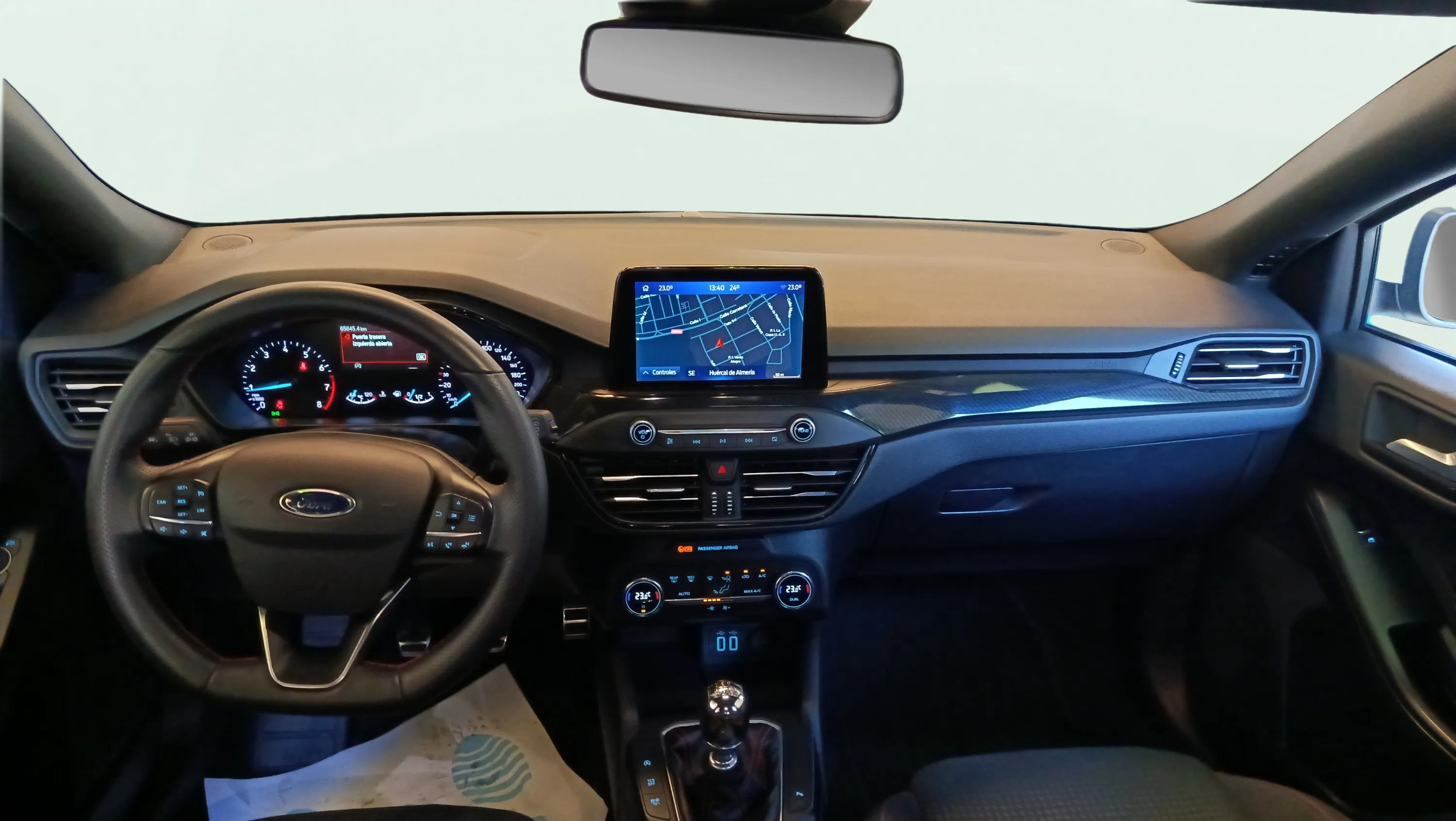 Ford Focus 1.0 EcoBoost MHEV Titanium - foto 8