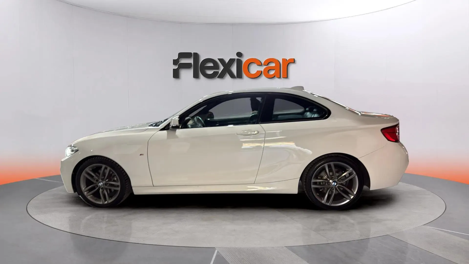BMW Serie 2 218d - foto 4