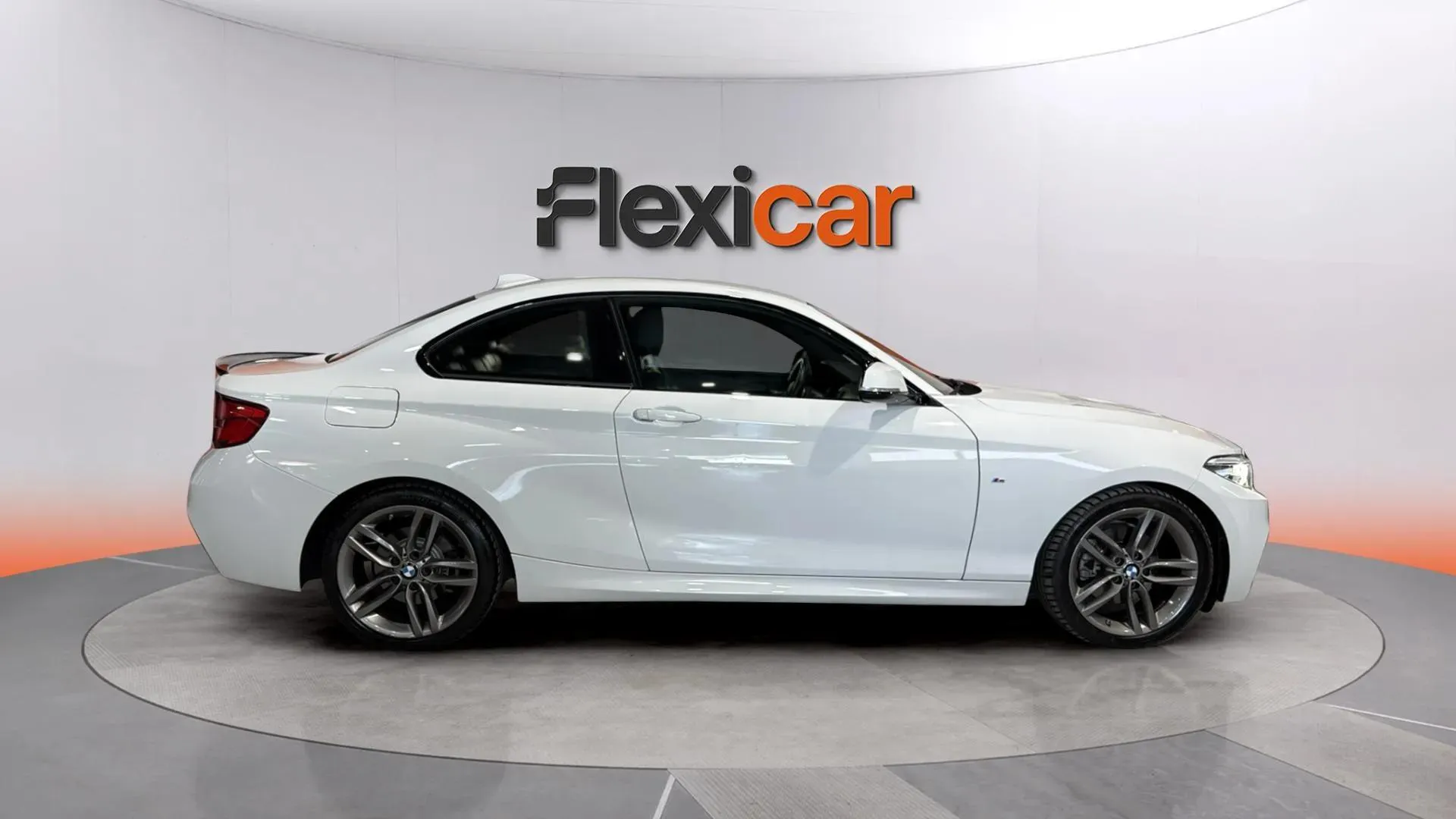 BMW Serie 2 218d - foto 8