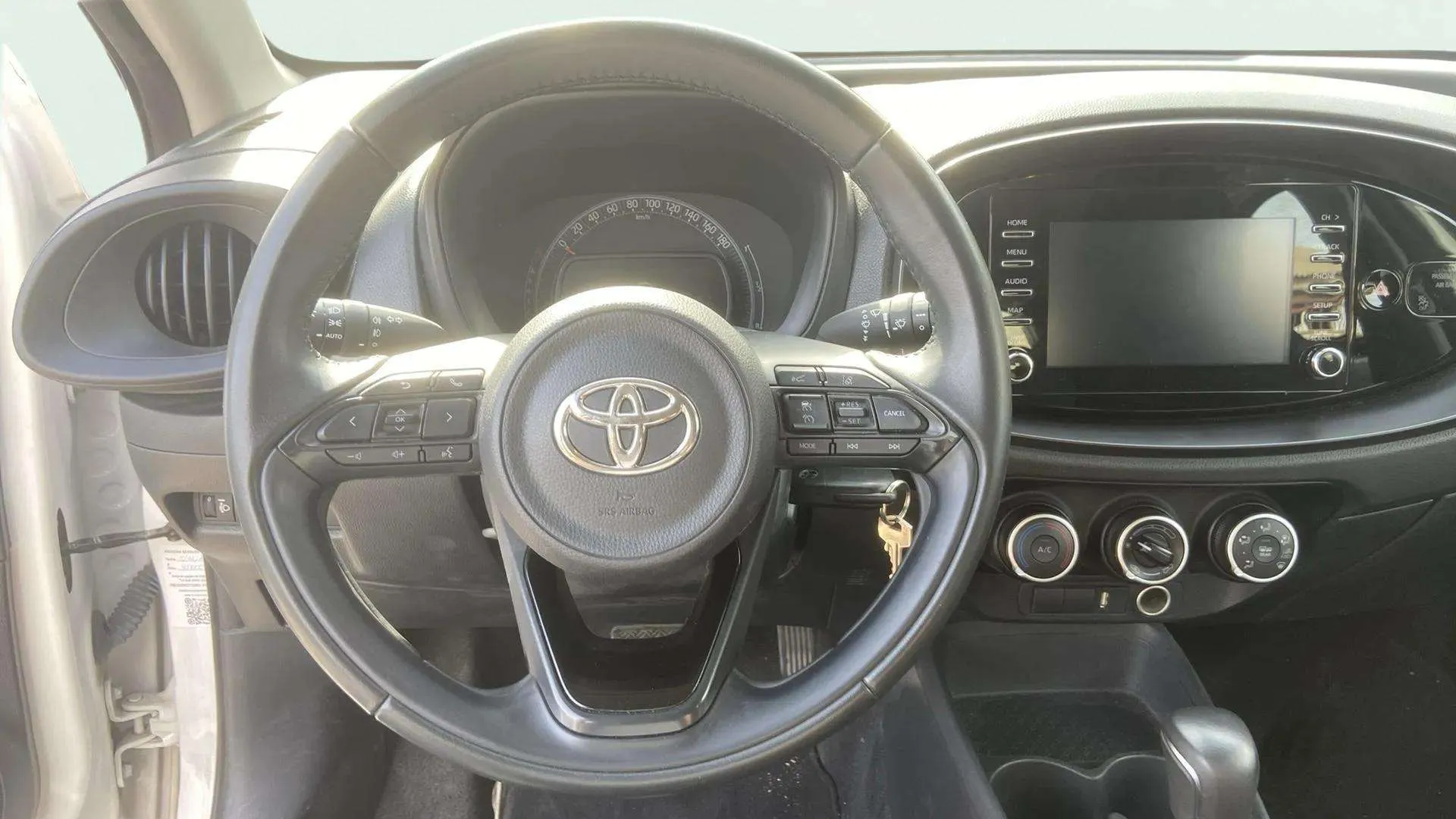 Toyota Aygo X 1.0 VVT-I Play - foto 13