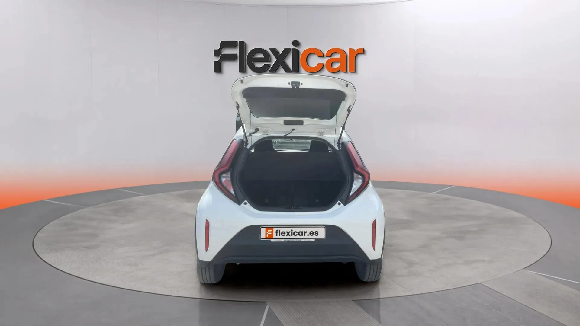 Toyota Aygo X 1.0 VVT-I Play - foto 7