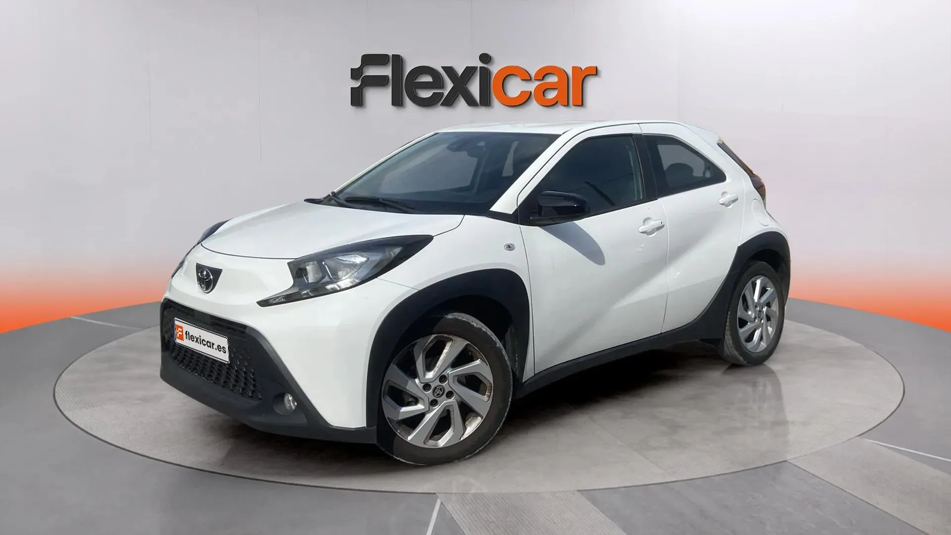 Toyota Aygo X 1.0 VVT-I Play - foto 3