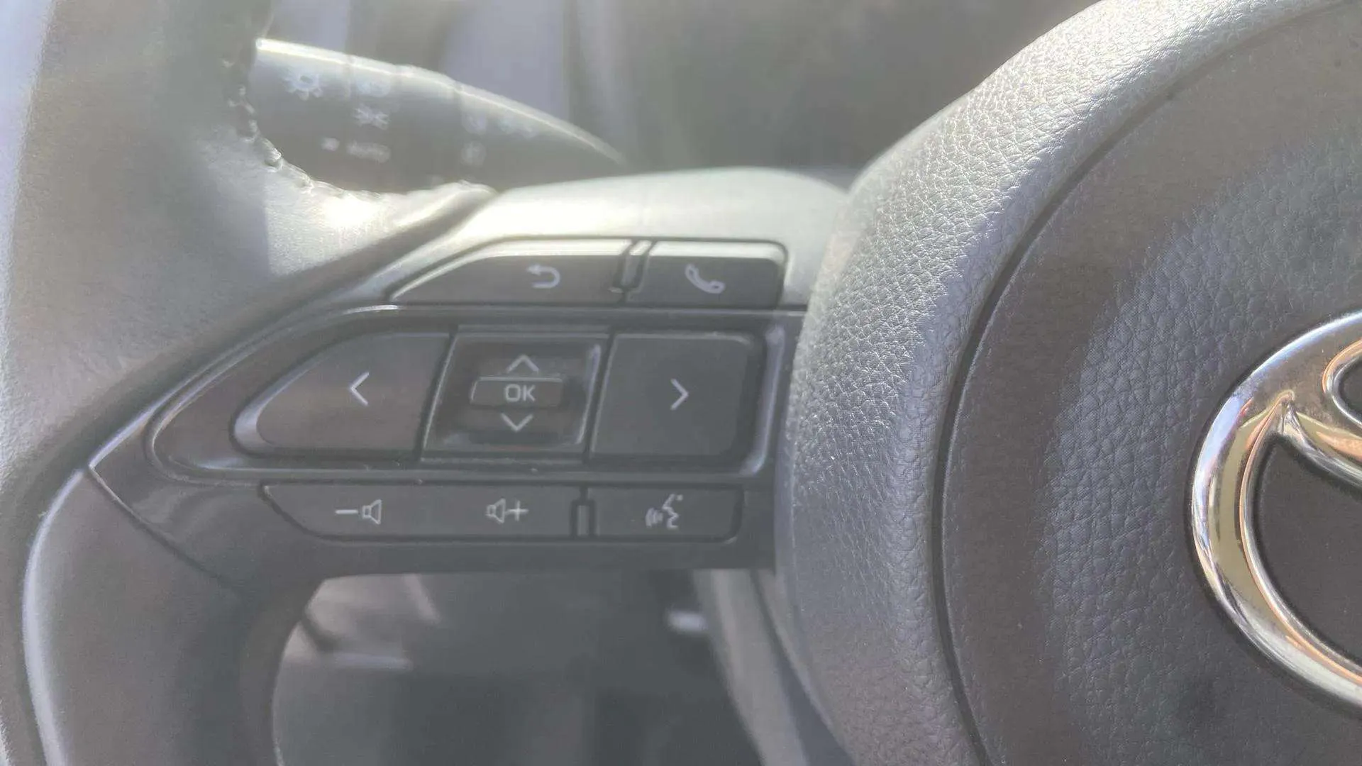 Toyota Aygo X 1.0 VVT-I Play - foto 14