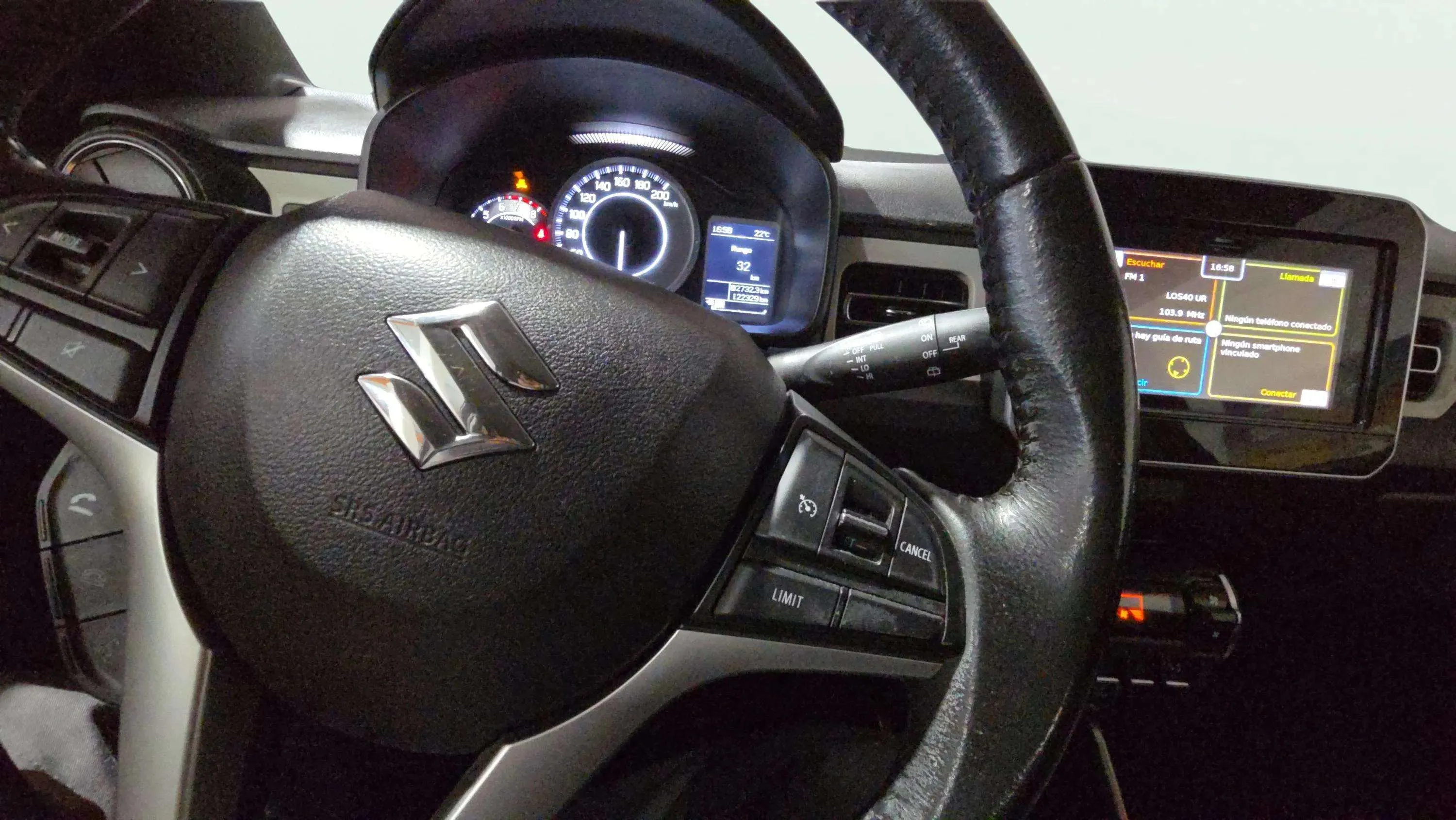 Suzuki Ignis 1.2 GLE 4WD Mild Hybrid - foto 24