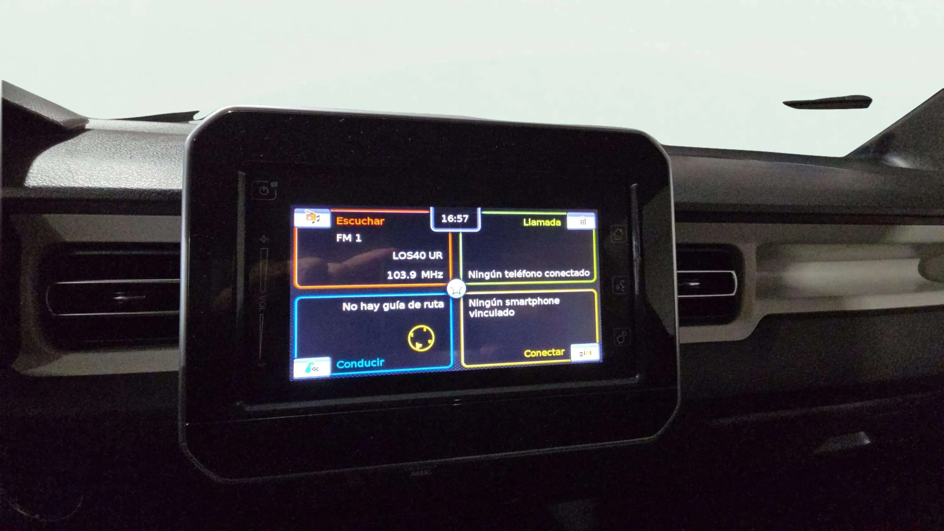 Suzuki Ignis 1.2 GLE 4WD Mild Hybrid - foto 19