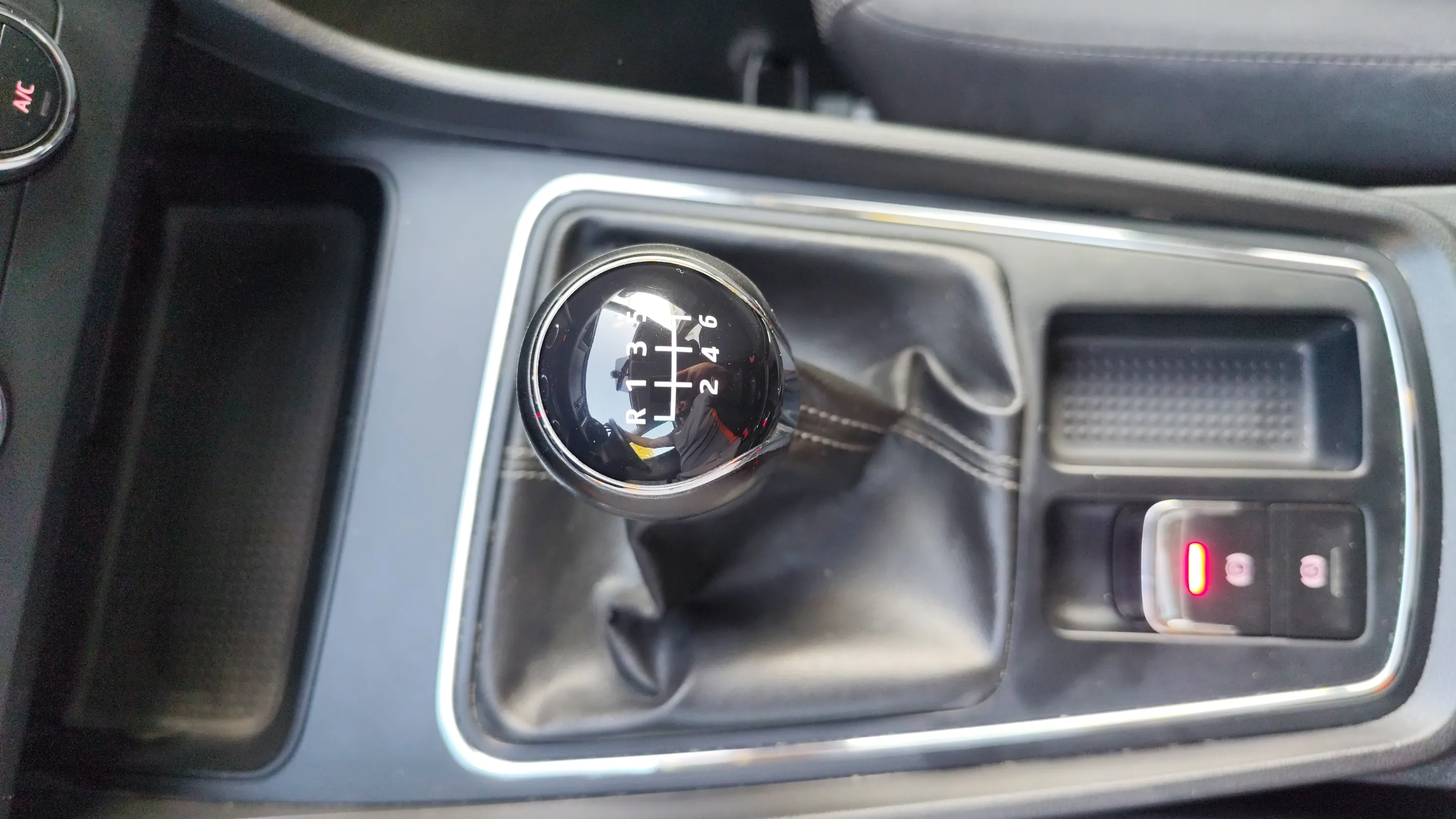 SEAT León 1.2 TSI Reference - foto 10