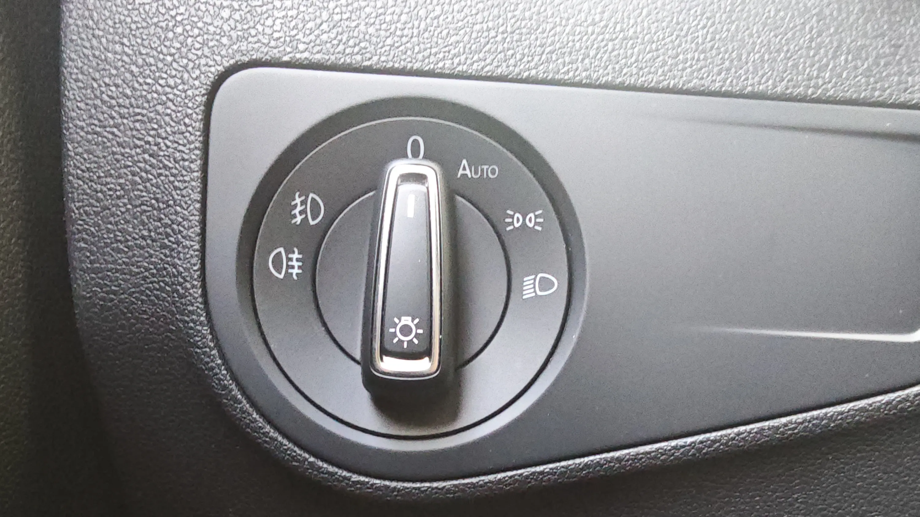 Volkswagen Tiguan Sport 1.5 TSI DSG - foto 17
