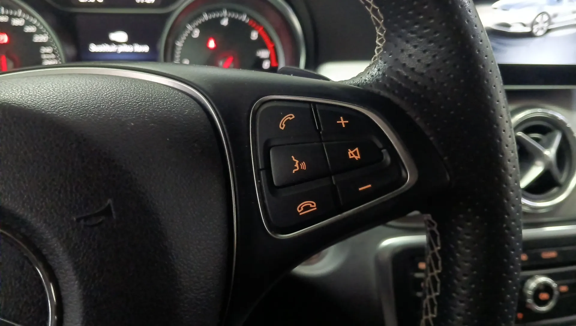 Mercedes-Benz CLA 200 d Shooting Brake - foto 20