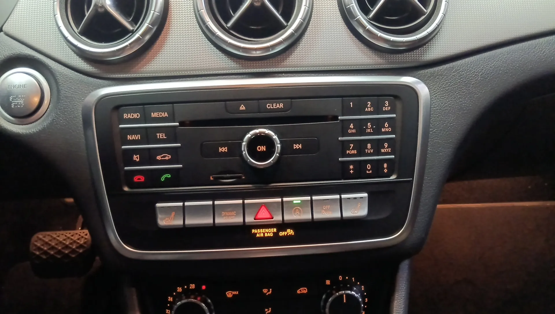 Mercedes-Benz CLA 200 d Shooting Brake - foto 13