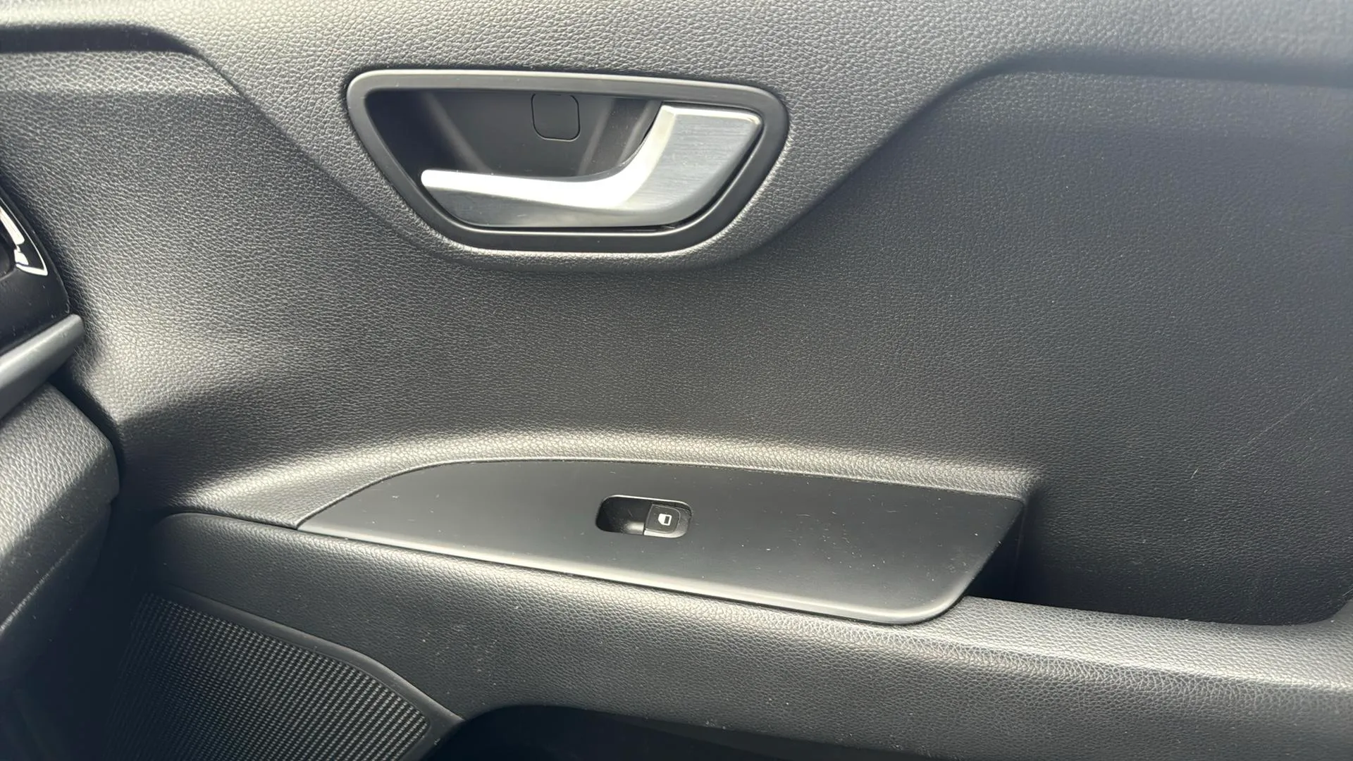 Kia Stonic 1.0 T-GDi Black Edition - foto 20