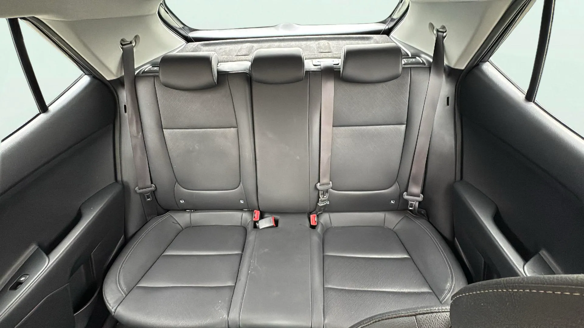 Kia Stonic 1.0 T-GDi Black Edition - foto 17