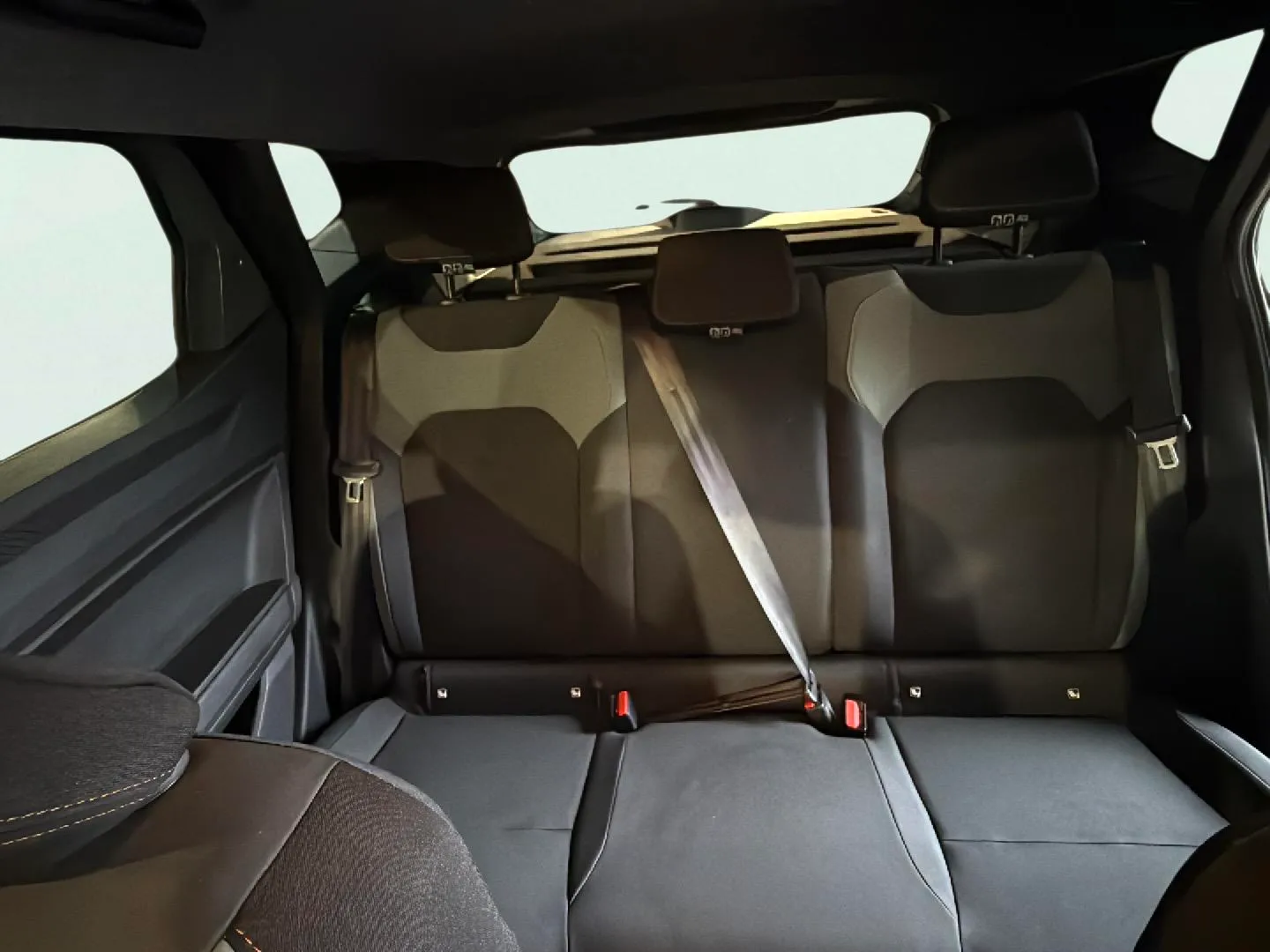 Dacia Duster Extreme hybrid 155 - foto 13