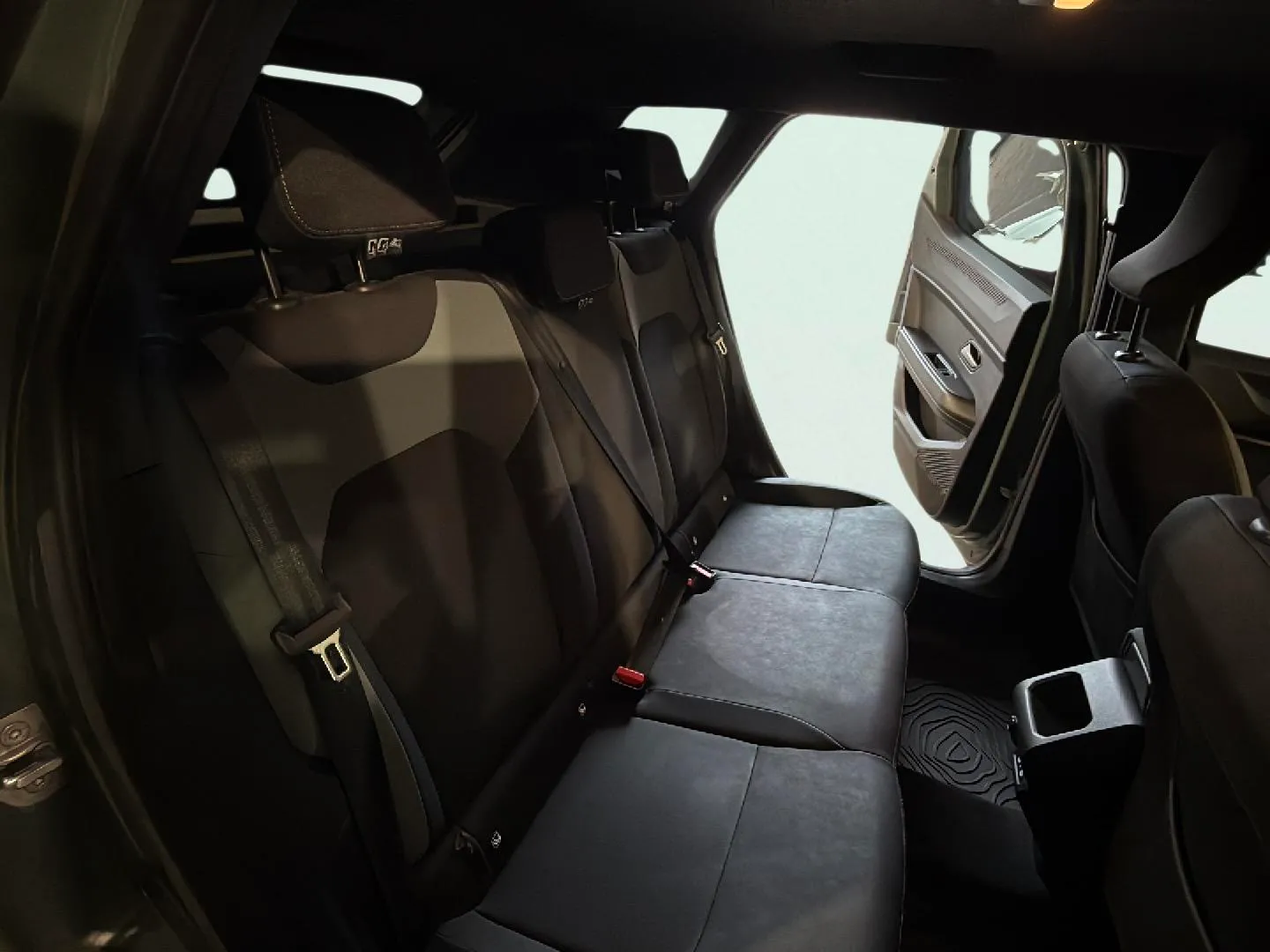 Dacia Duster Extreme hybrid 155 - foto 16