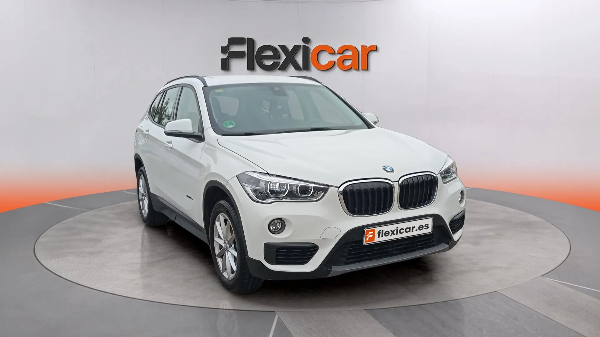 BMW X1 sDrive16d - foto 2