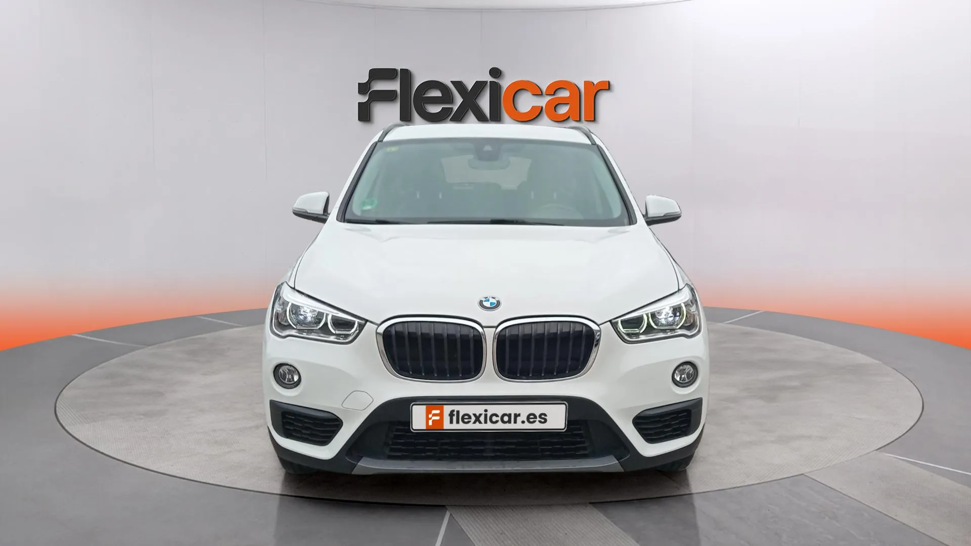 BMW X1 sDrive16d - foto 3