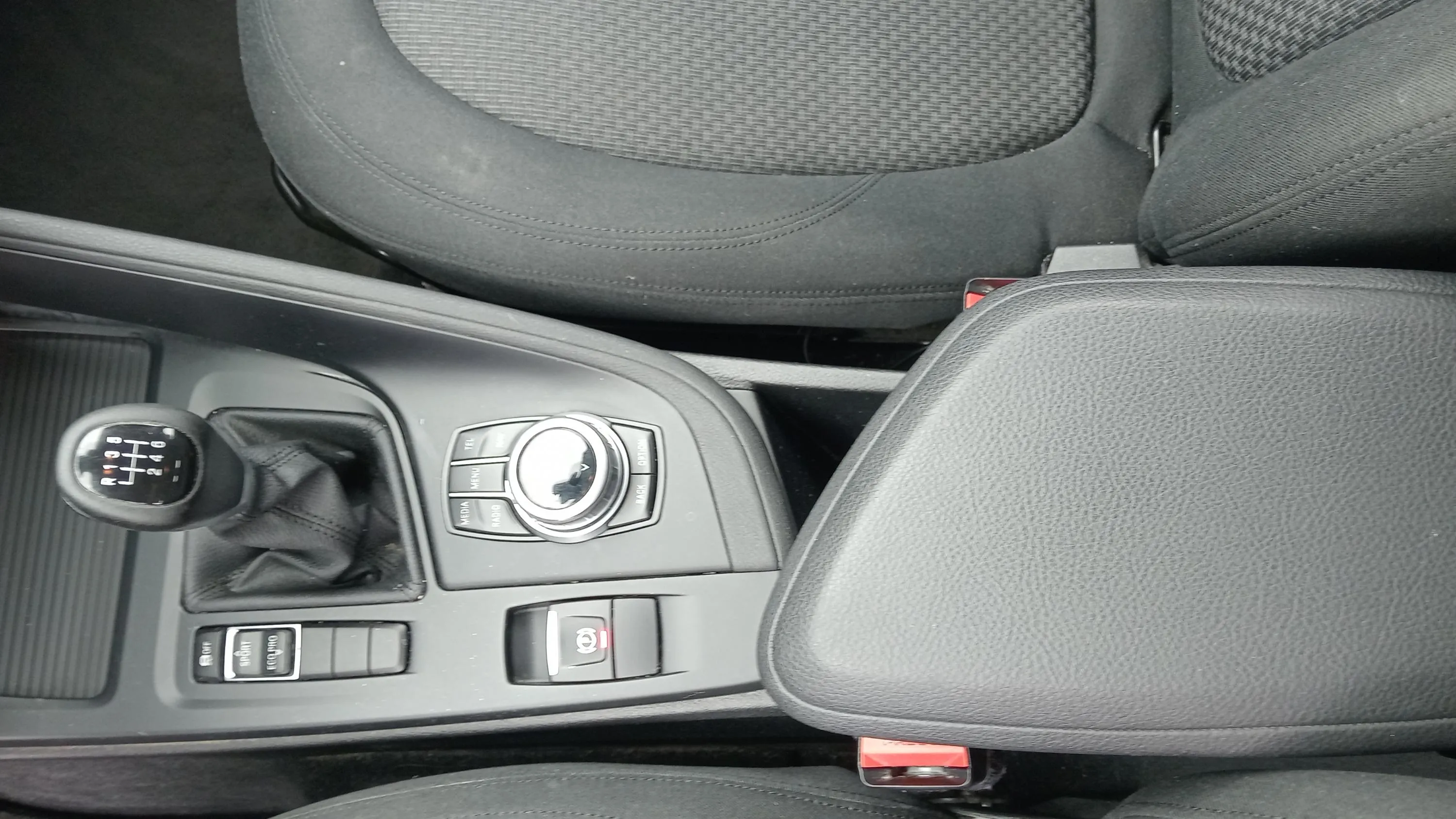 BMW X1 sDrive16d - foto 23