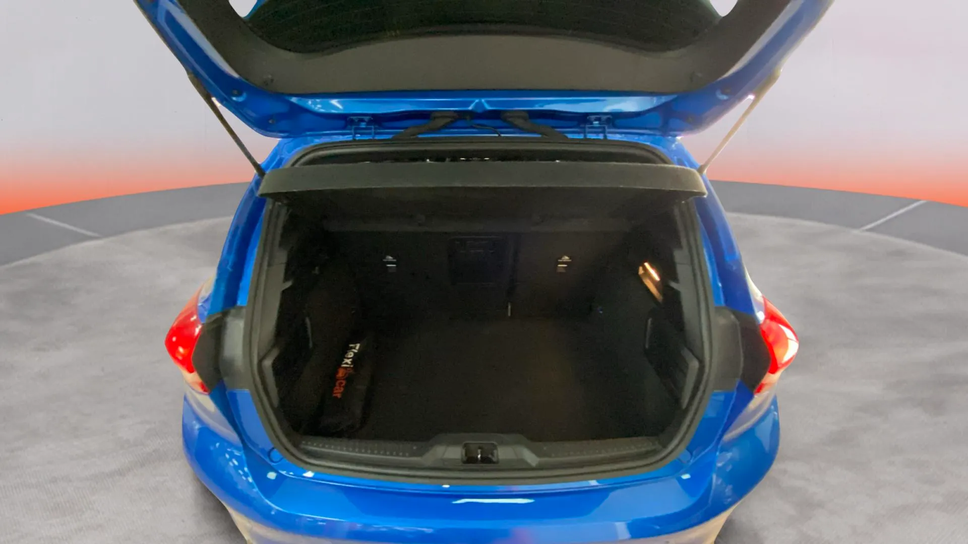 Ford Focus 1.0 EcoBoost MHEV Active - foto 6