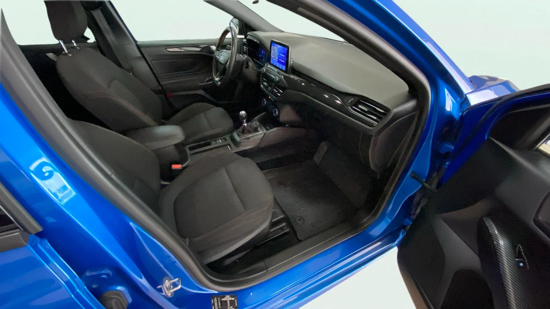 Ford Focus 1.0 EcoBoost MHEV Active - foto 7