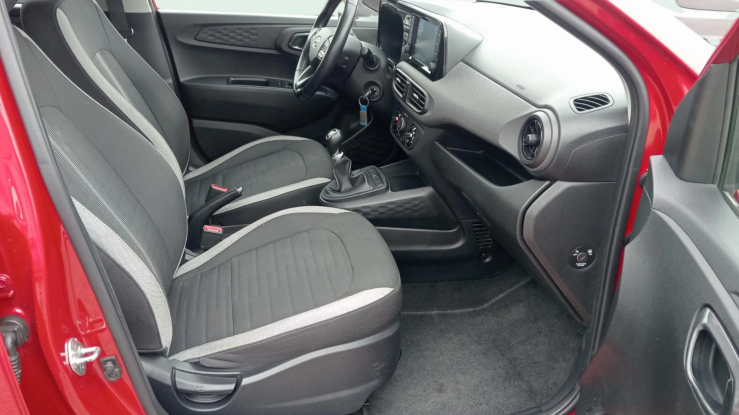 Hyundai i10 1.0 Essence - foto 17