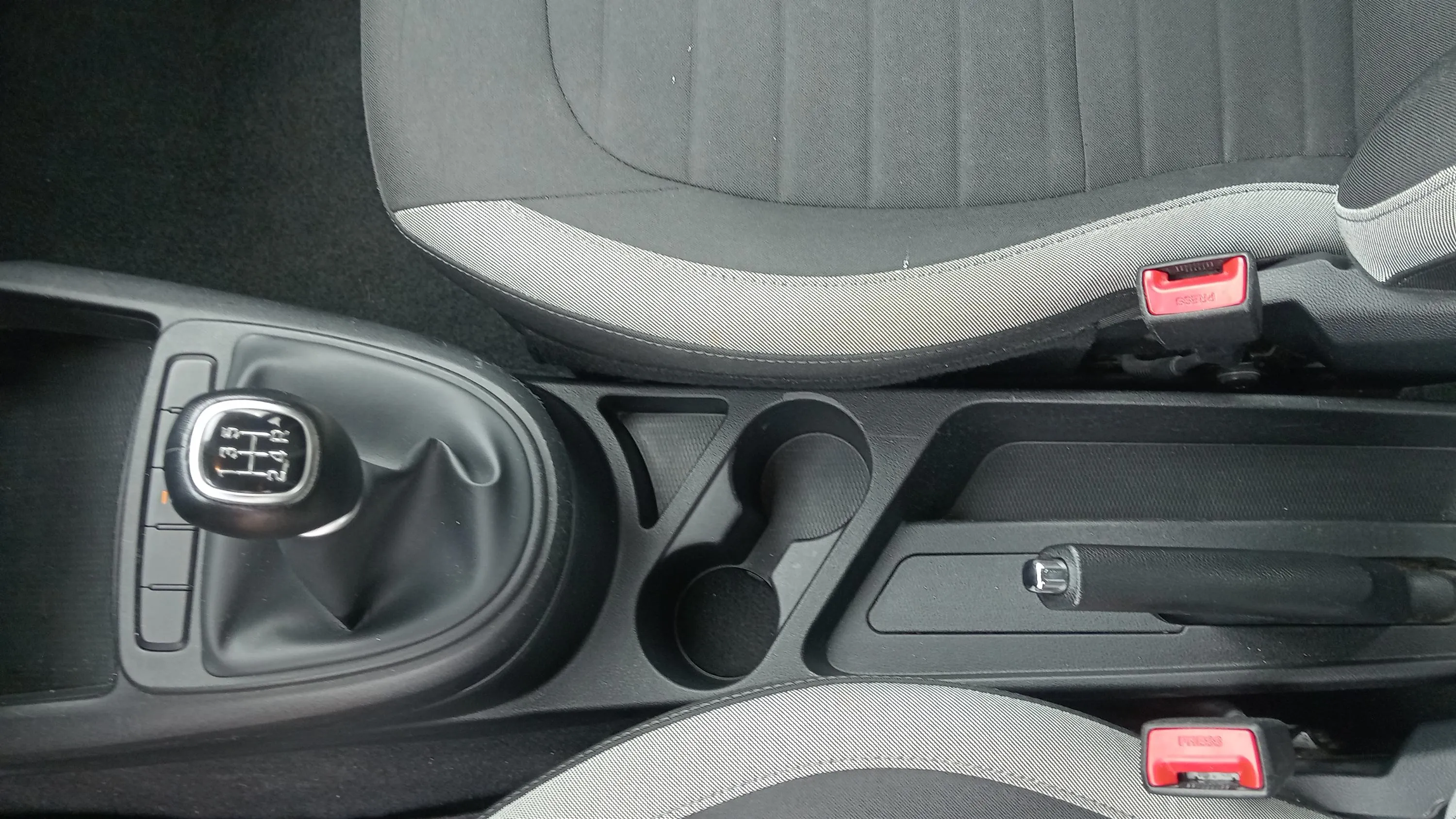 Hyundai i10 1.0 Essence - foto 23