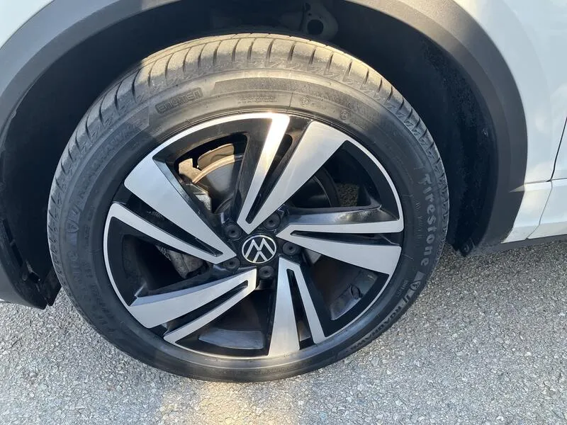 Volkswagen T-Roc R-Line 1.5 TSI DSG - foto 27