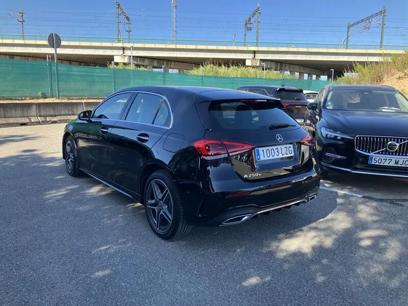 Mercedes-Benz Clase A A 250 e - foto 4