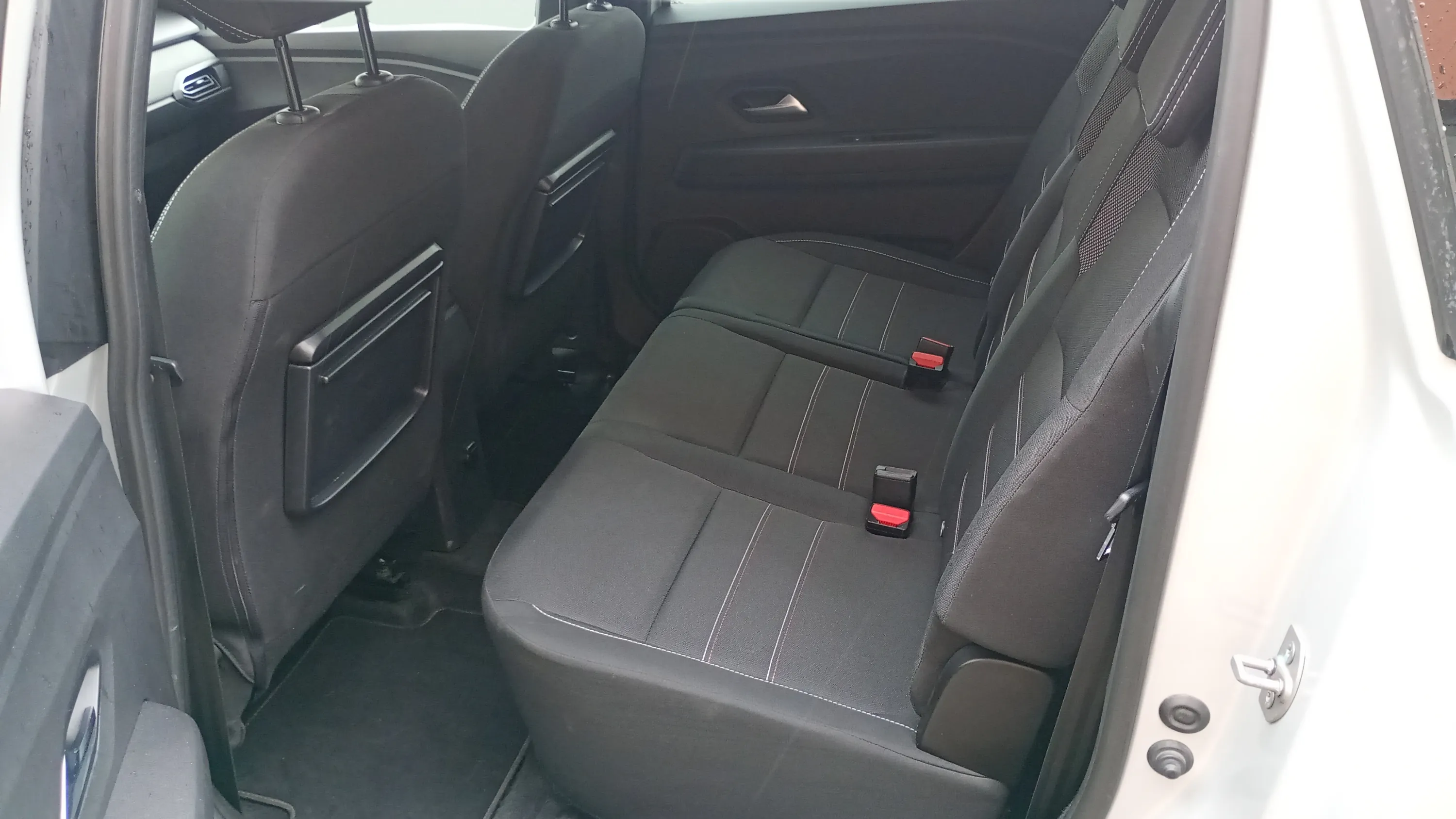 Dacia Jogger Comfort TCe 5 plazas - foto 16