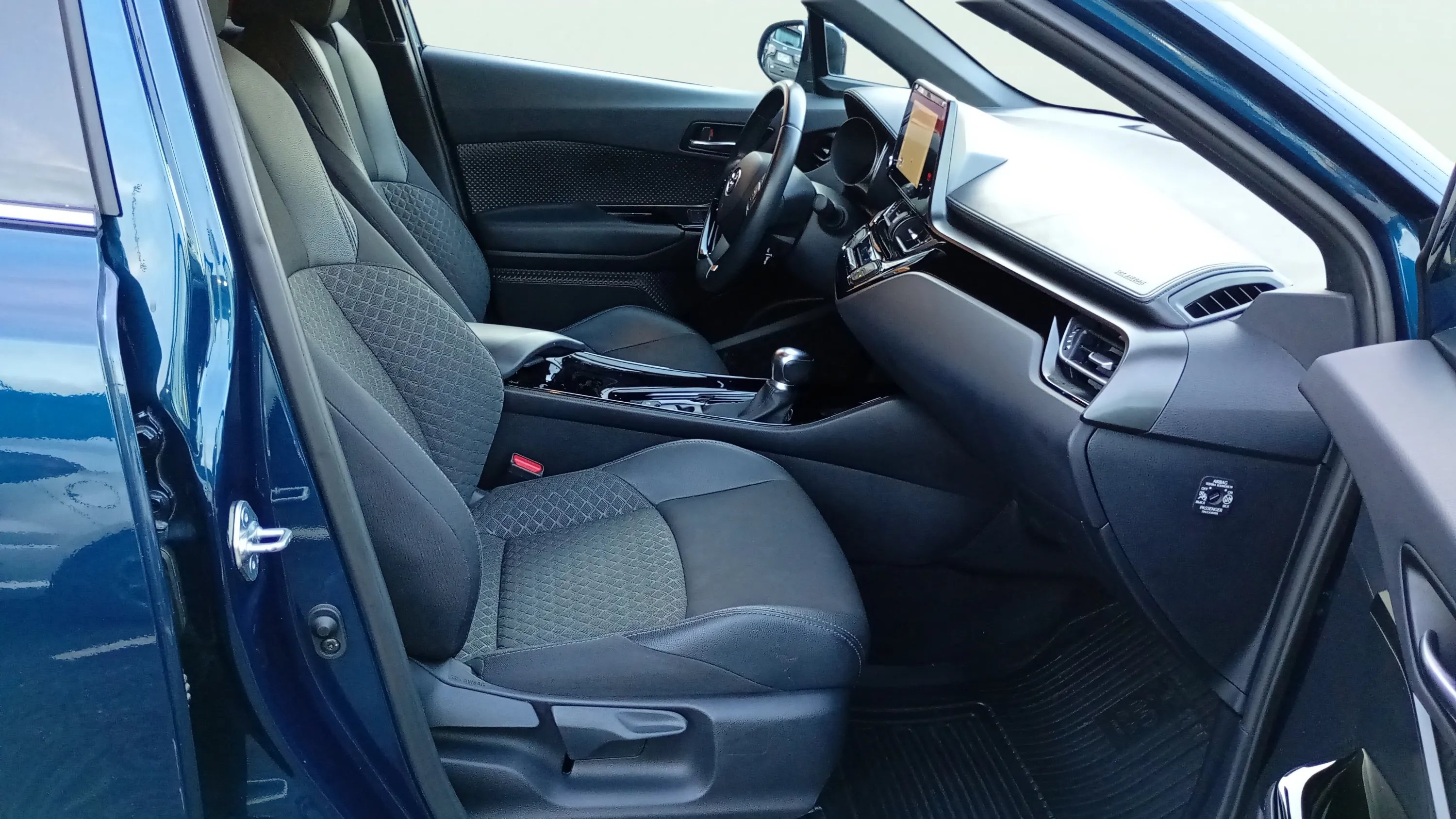 Toyota C-HR 1.8 140H Advance - foto 25
