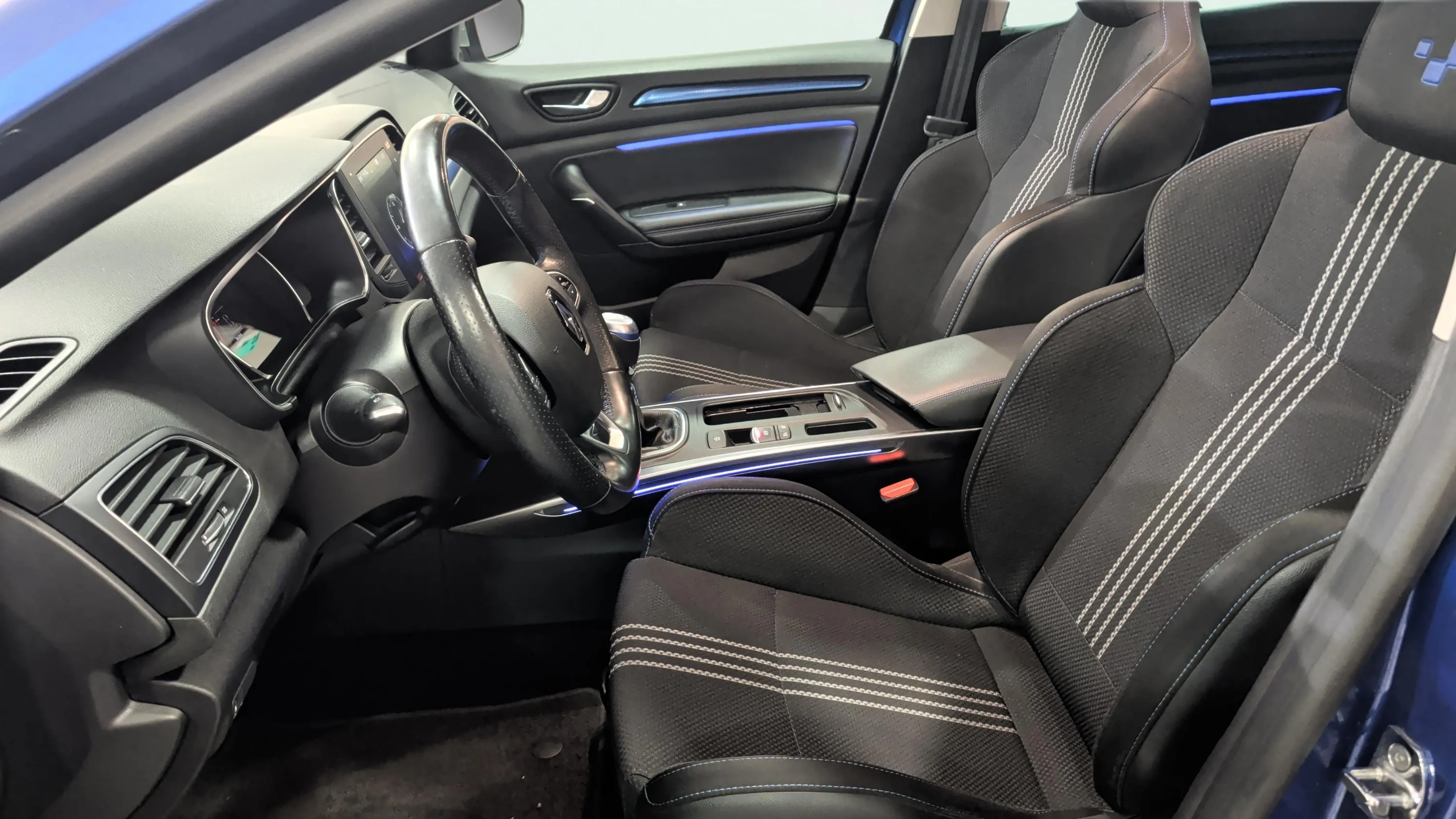 Renault Mégane GT Line TCe GPF - foto 13
