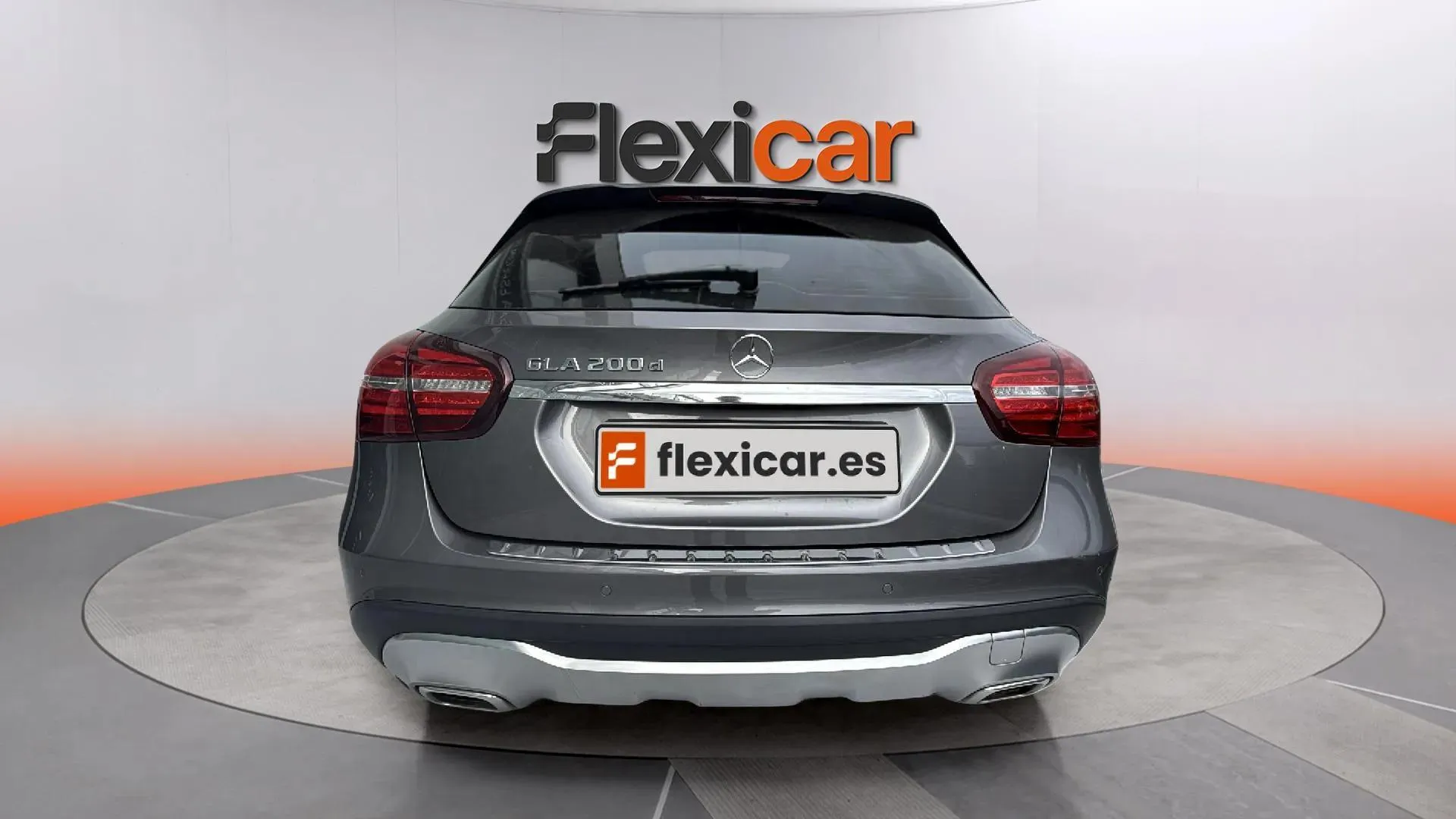 Mercedes-Benz GLA 200 d - foto 12