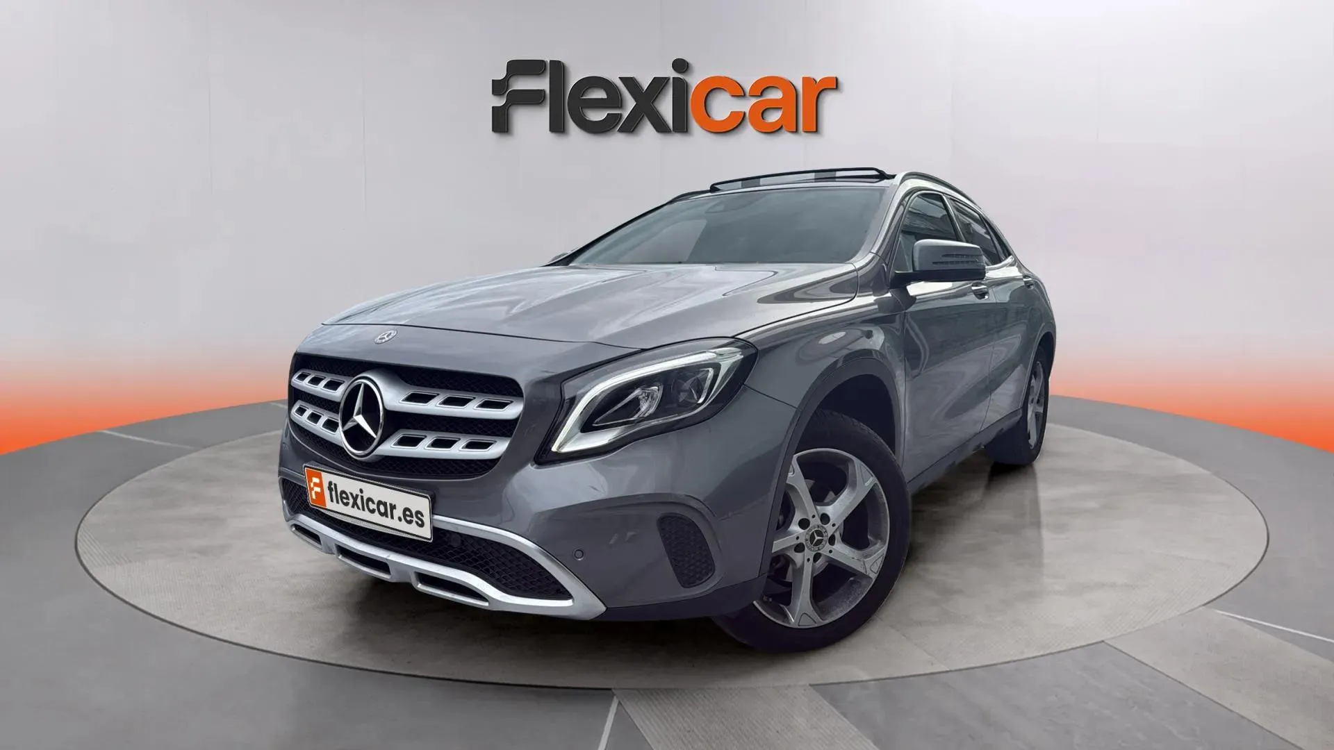Mercedes-Benz GLA 200 d - foto 3