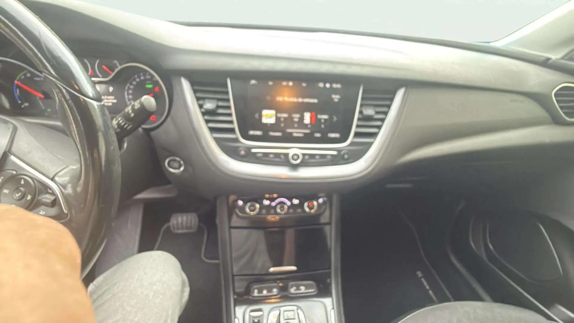 Opel Grandland 1.6 Turbo Ultimate 4x2 - foto 12