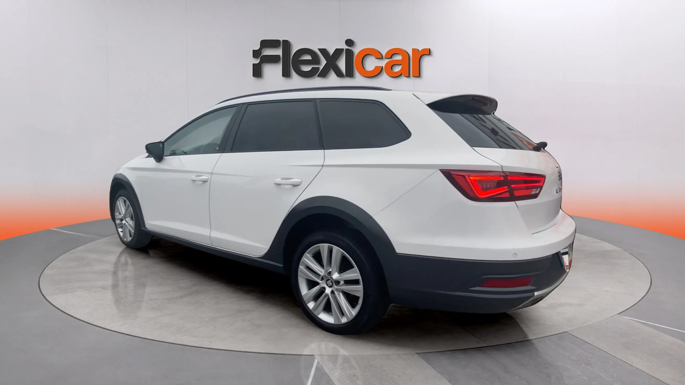 SEAT León ST 2.0 TDI 4Dr DSG6 X-p Ti Des - foto 8