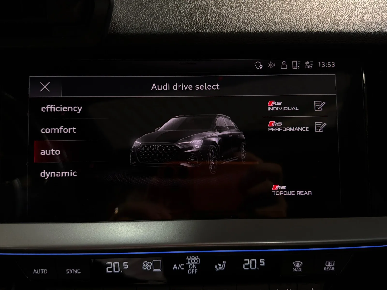 Audi A3 RS3 Sportback TFSI quattro S tron - foto 14