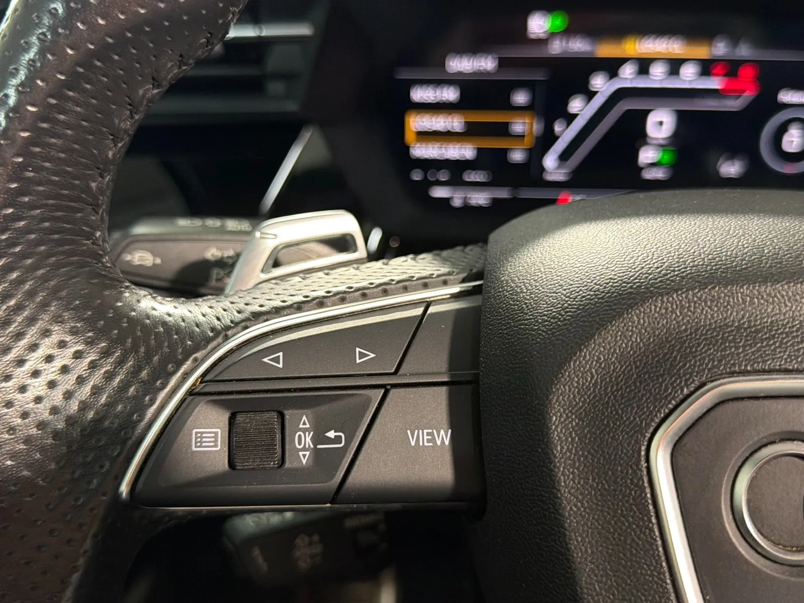 Audi A3 RS3 Sportback TFSI quattro S tron - foto 8