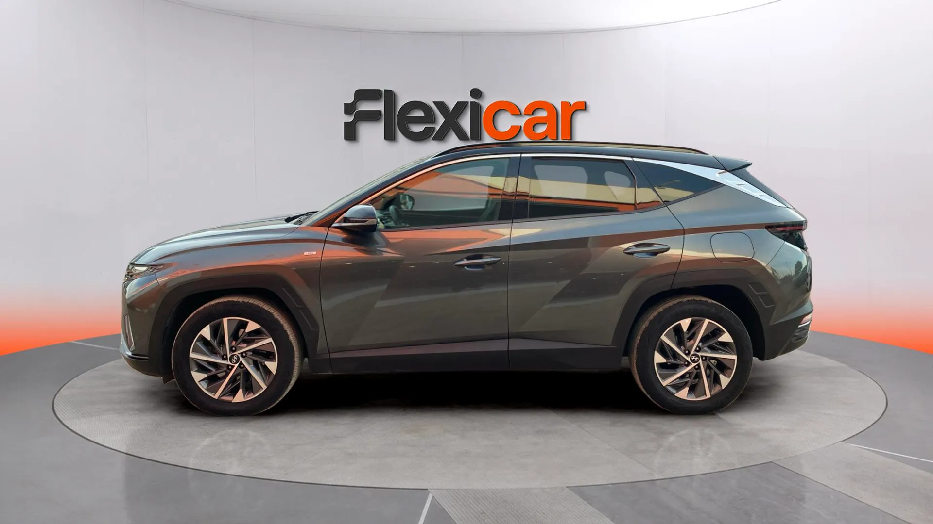 Hyundai Tucson 1.6 T-GDi 48V Tecno DCT 2C - foto 4