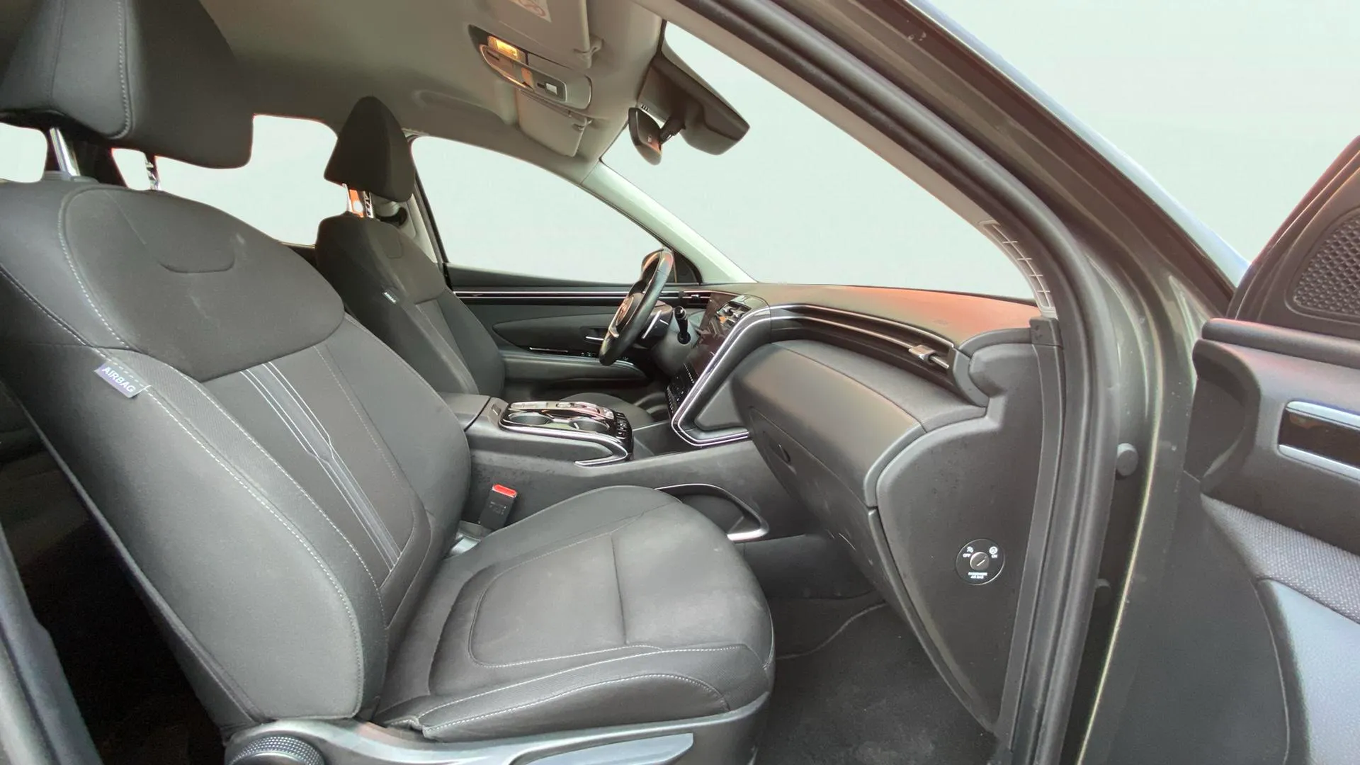 Hyundai Tucson 1.6 T-GDi 48V Tecno DCT 2C - foto 13