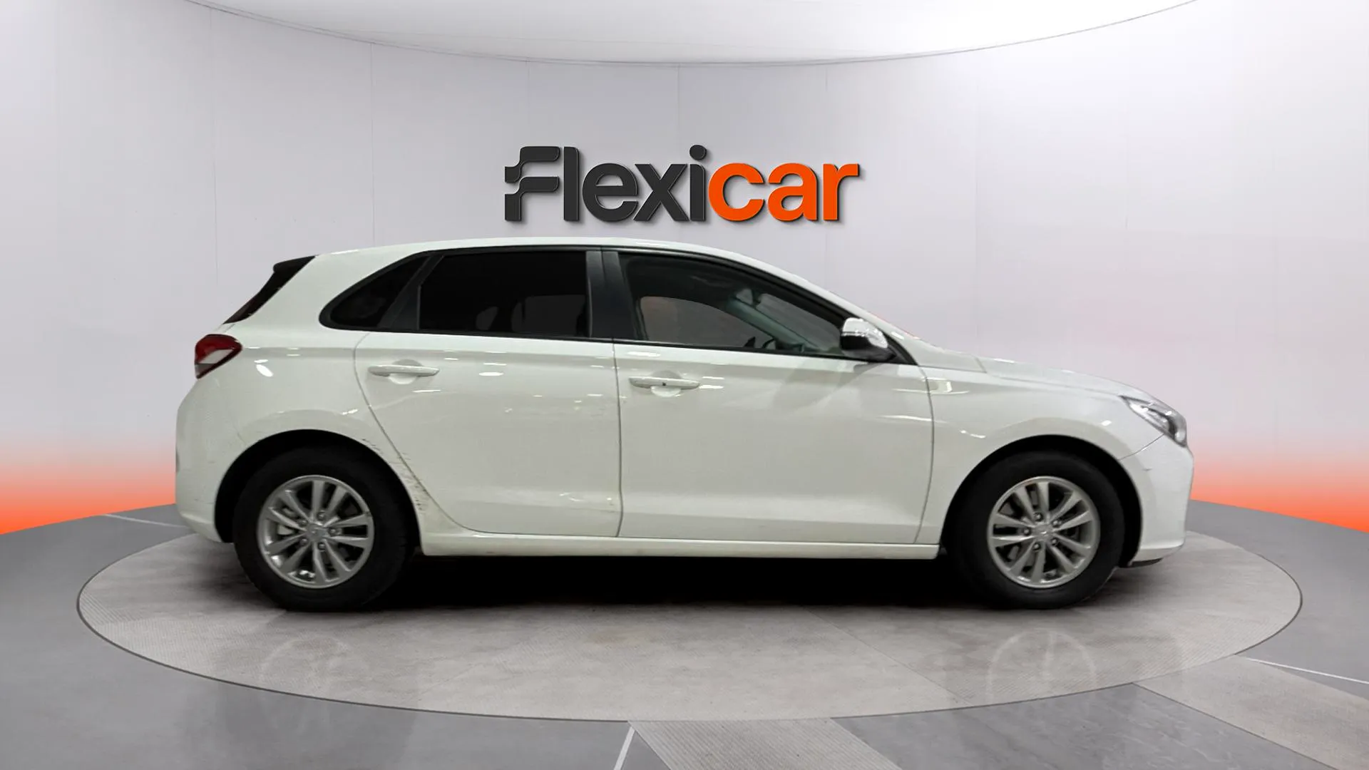 Hyundai i30 1.4 T-GDi Style - foto 8