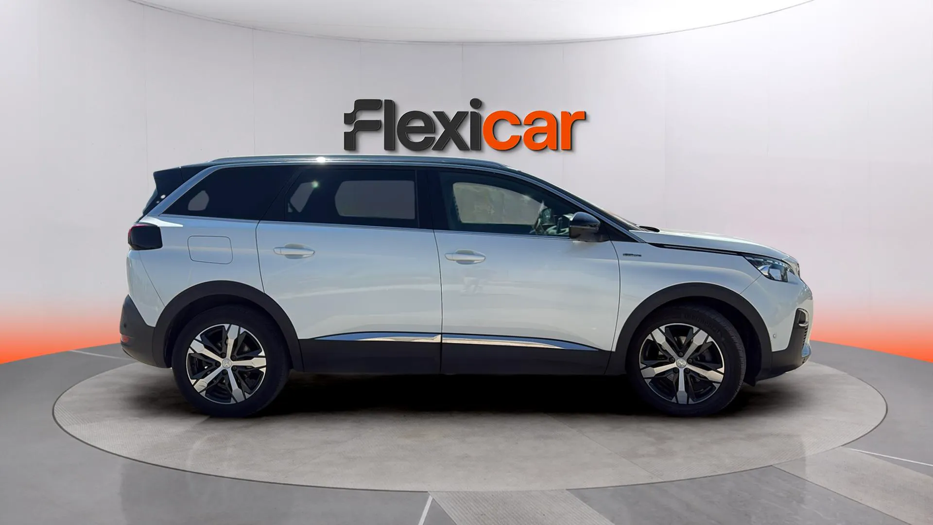 Peugeot 5008 GT-Line 1.6L BlueHDi (120) EAT6 - foto 10