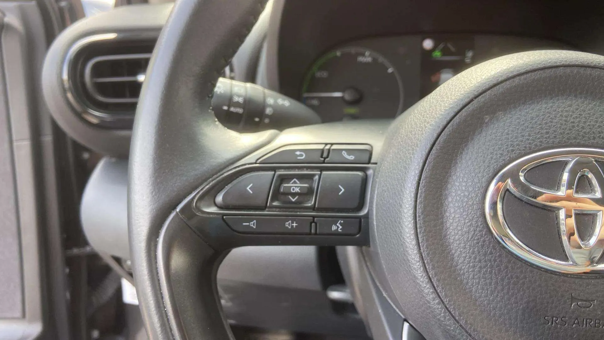Toyota Yaris 1.5 120H Active Tech - foto 14