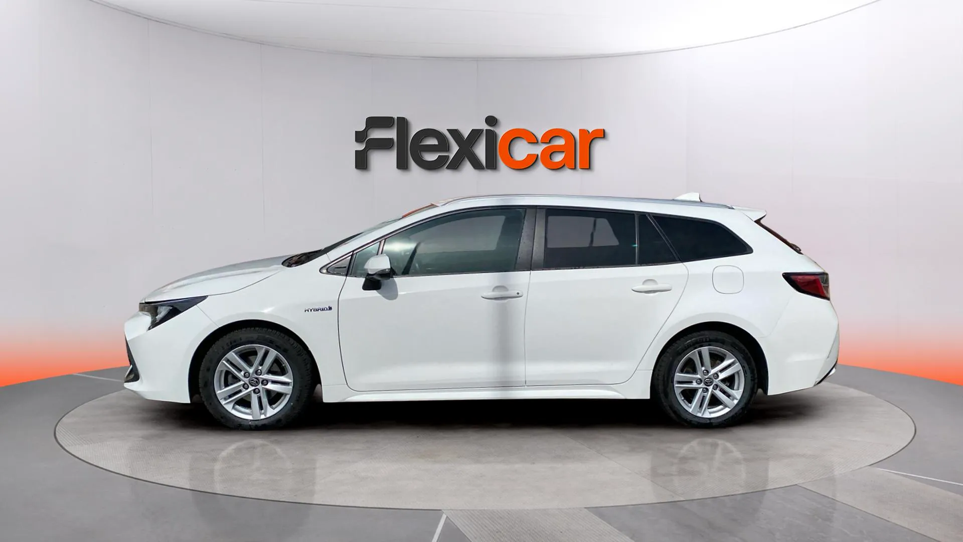 Toyota Corolla 1.8 125H Active Tech E-CVT TOU Sport - foto 4