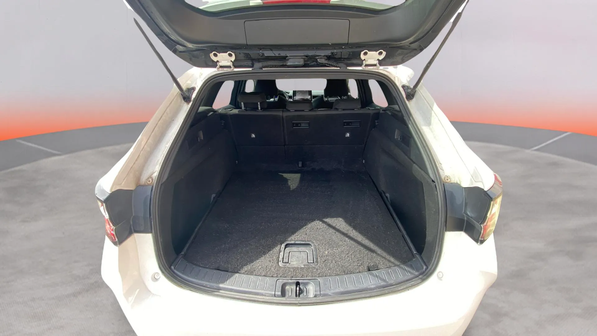 Toyota Corolla 1.8 125H Active Tech E-CVT TOU Sport - foto 9