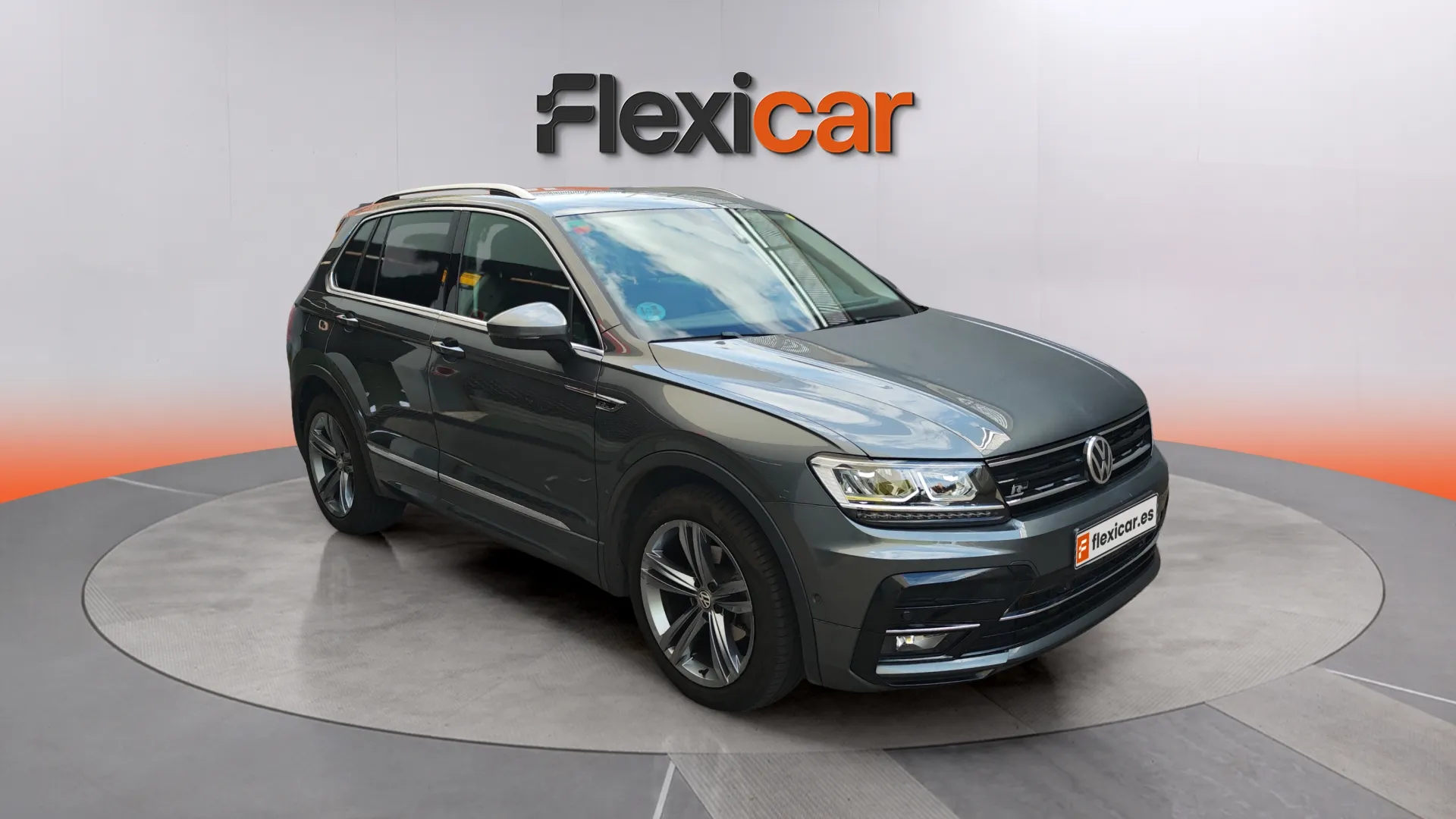 Volkswagen Tiguan Sport 2.0 TDI DSG - foto 2
