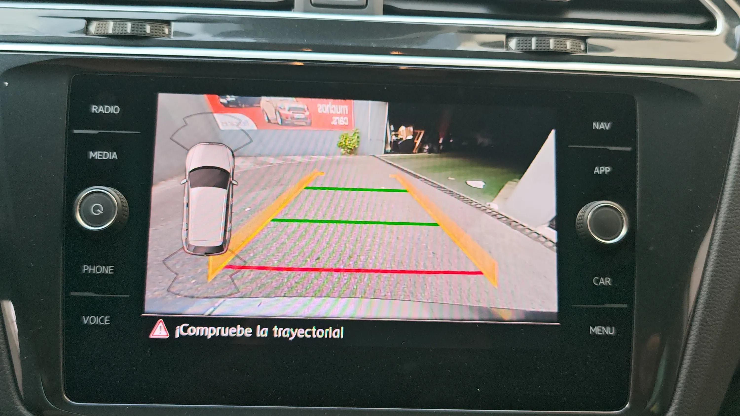 Volkswagen Tiguan Sport 2.0 TDI DSG - foto 19