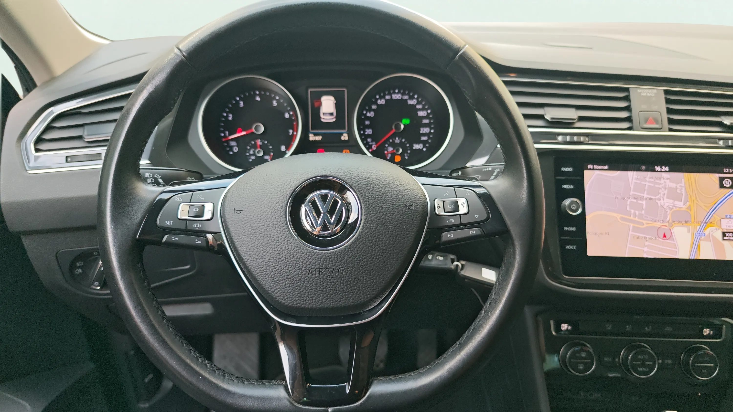 Volkswagen Tiguan Sport 2.0 TDI DSG - foto 8