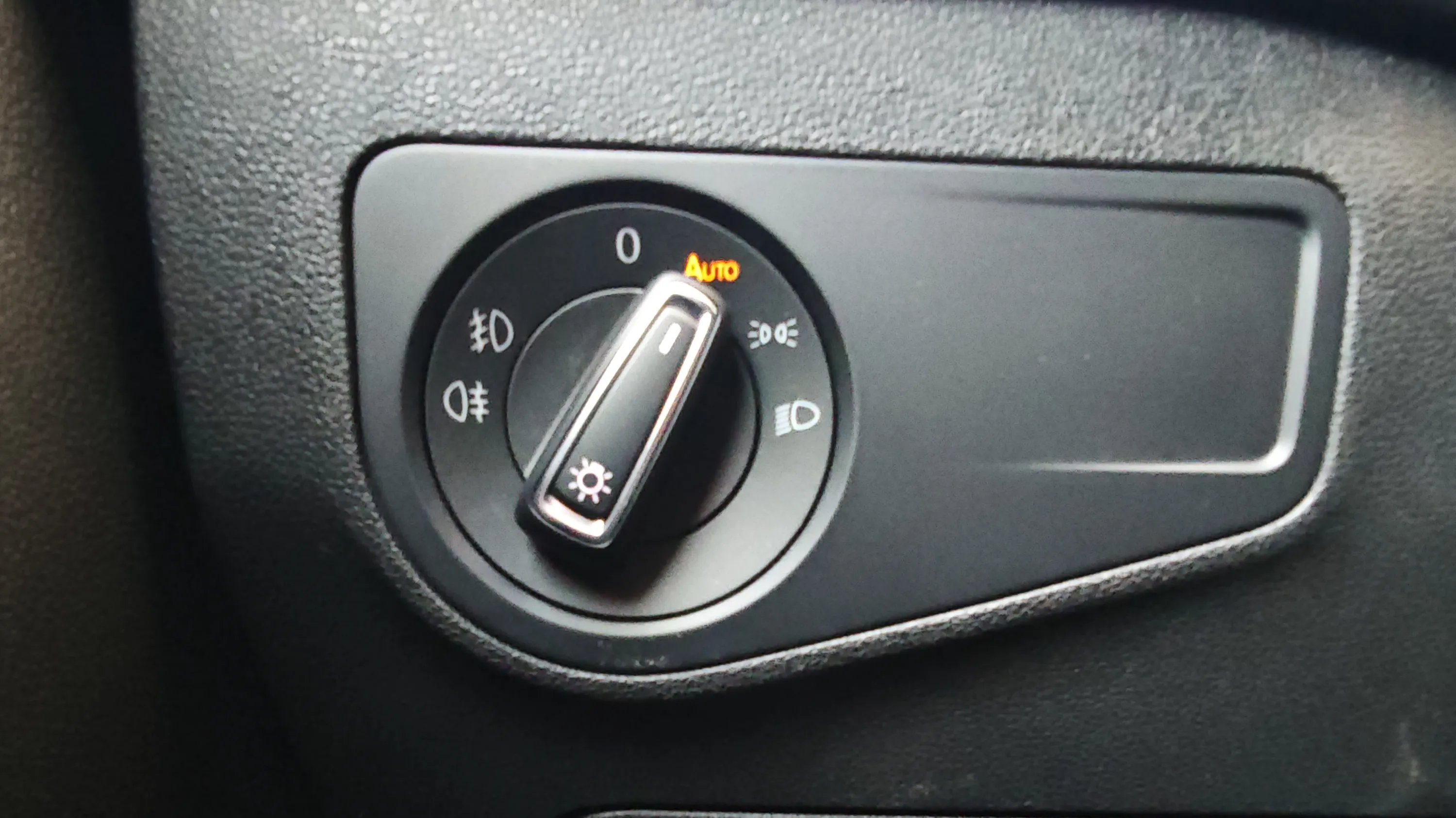 Volkswagen Tiguan Sport 2.0 TDI DSG - foto 16