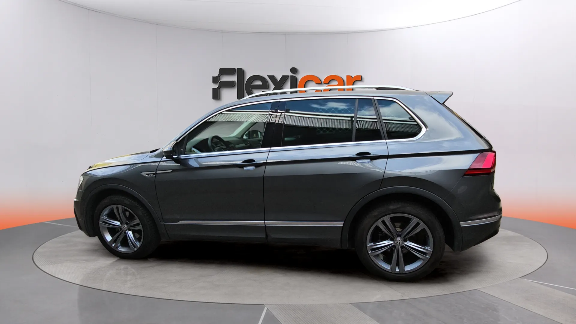 Volkswagen Tiguan Sport 2.0 TDI DSG - foto 5